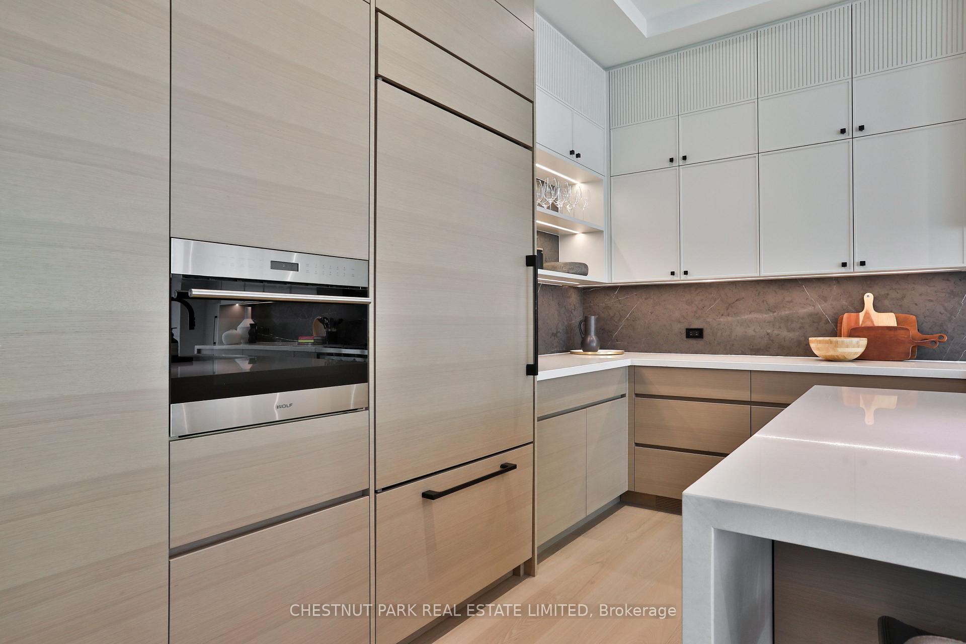 Photo 10 of 2 Marchwood Drive, North York, Lansing-Westgate — HOMEH