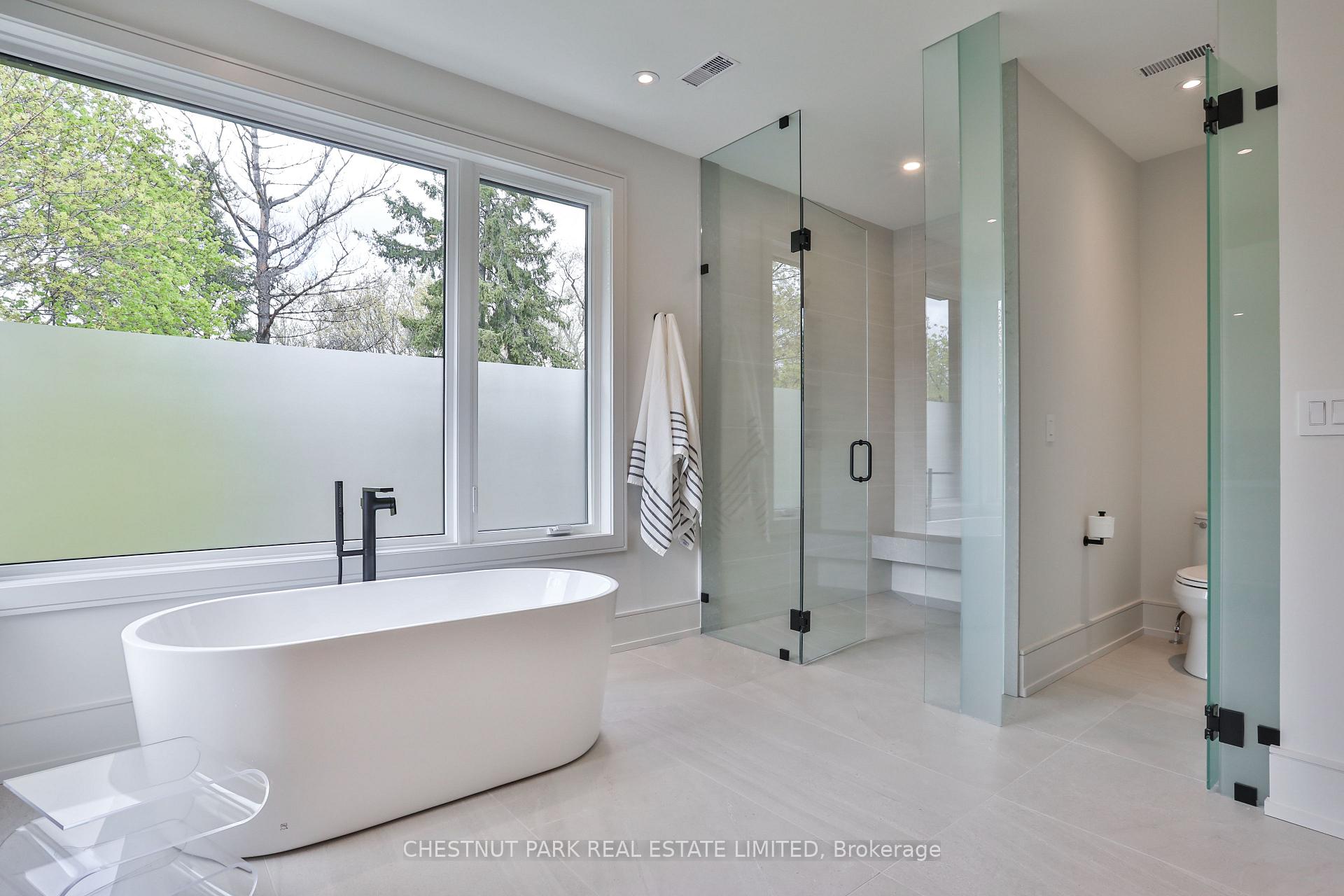 Photo 29 of 2 Marchwood Drive, North York, Lansing-Westgate — HOMEH