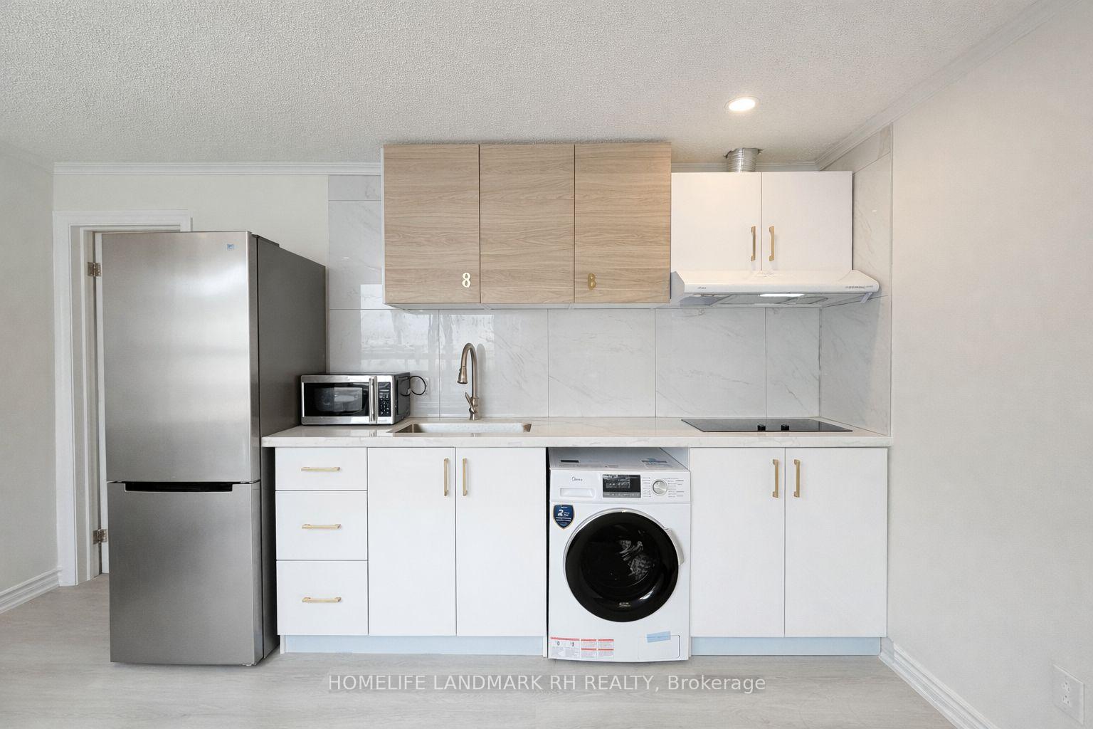 Photo 5 of Unit A, 46 Glen Cameron Road, Markham, Thornhill — HOMEH