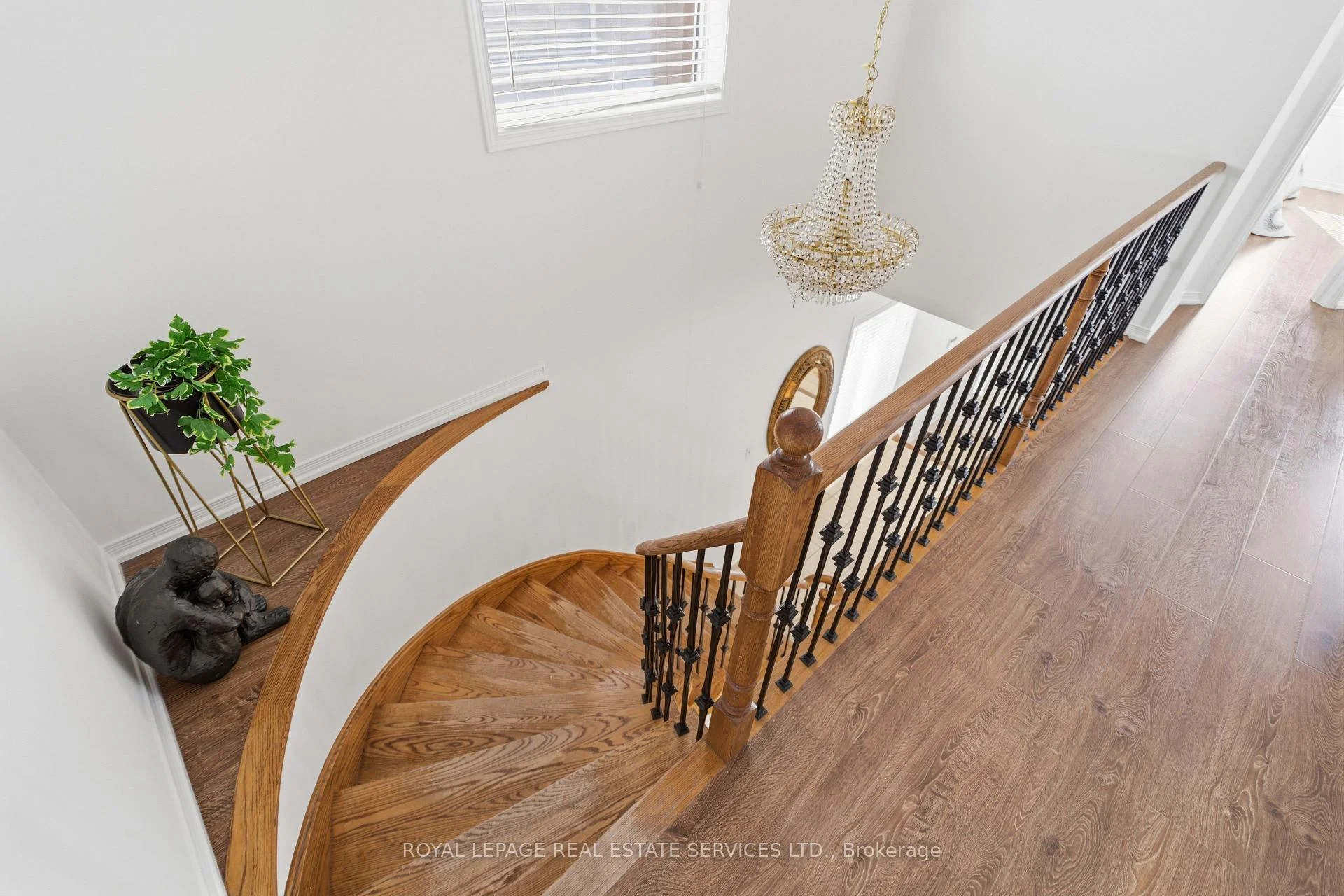 Photo 10 of 5165 Rayana Ridge, Mississauga, Churchill Meadows — HOMEH