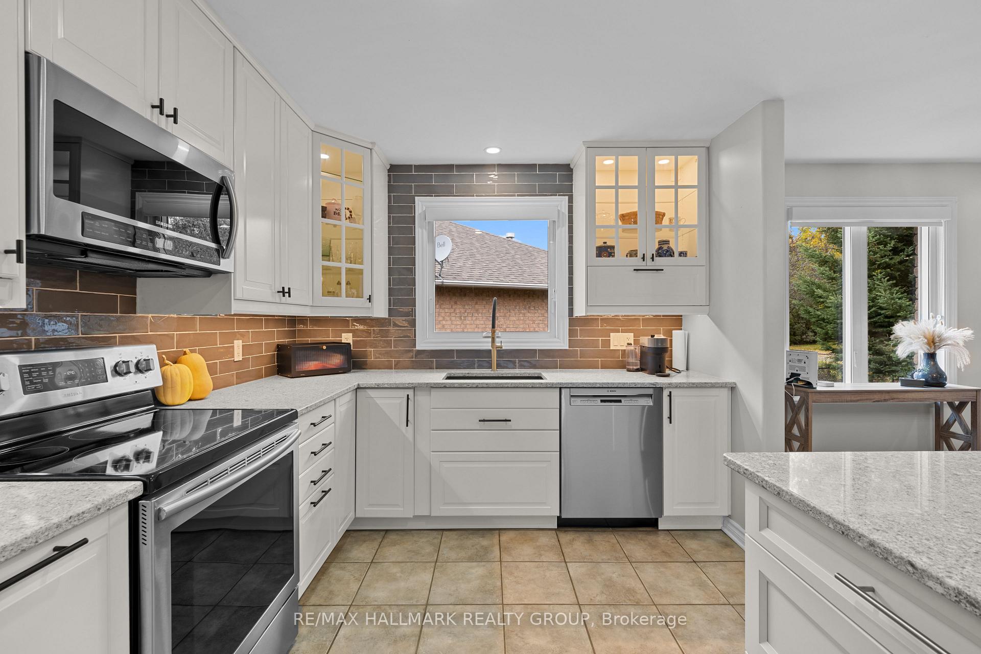 Photo 9 of 28 Dr Gordon Crescent, North Grenville, Kemptville — HOMEH