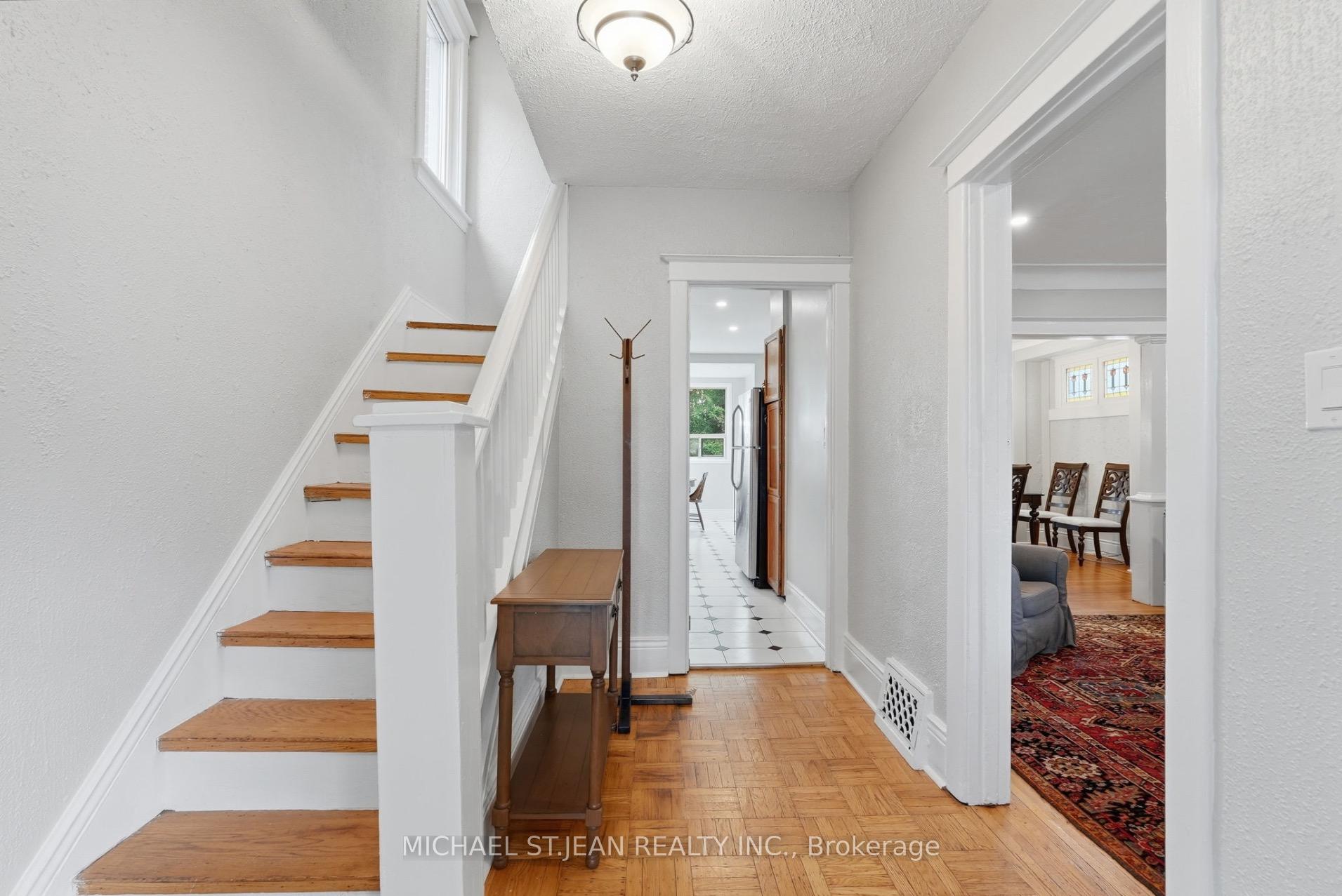 Photo 9 of 105 Balmoral Avenue N, Hamilton, Crown Point — HOMEH