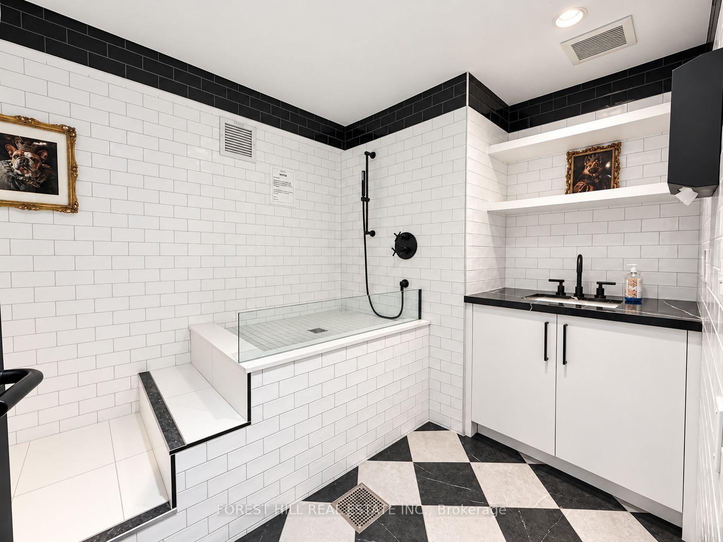 Photo 33 of Unit 6A, 2010 Bathurst Street, Toronto, Humewood-Cedarvale — HOMEH