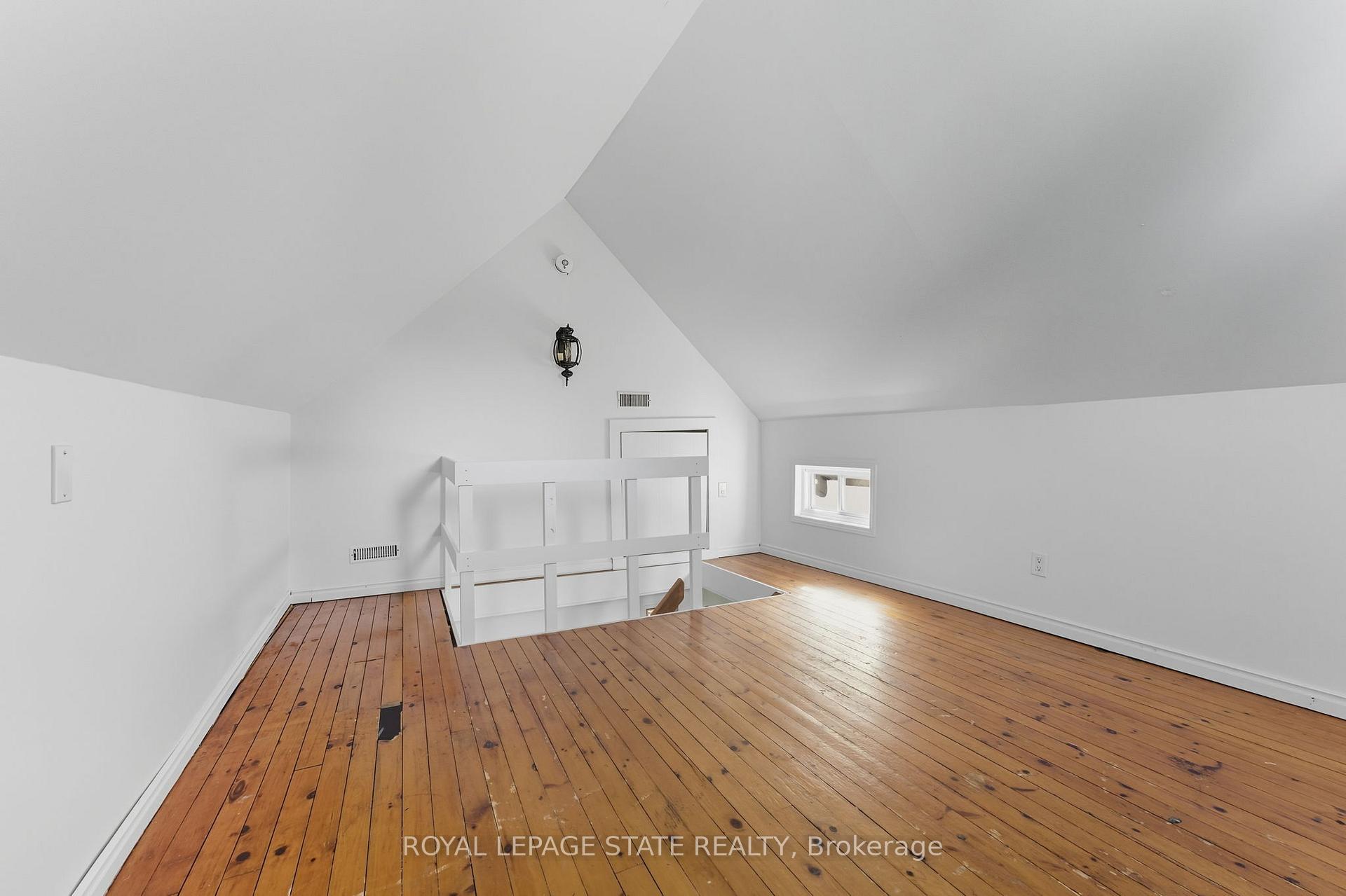 Photo 17 of 8 Tasker Street, St. Catharines, E. Chester — HOMEH