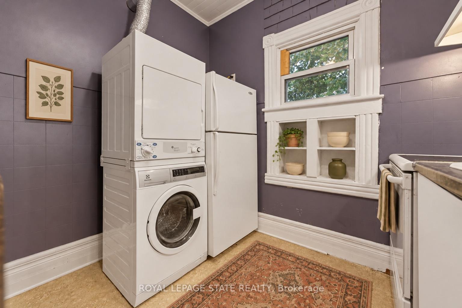Photo 23 of 8 Tasker Street, St. Catharines, E. Chester — HOMEH