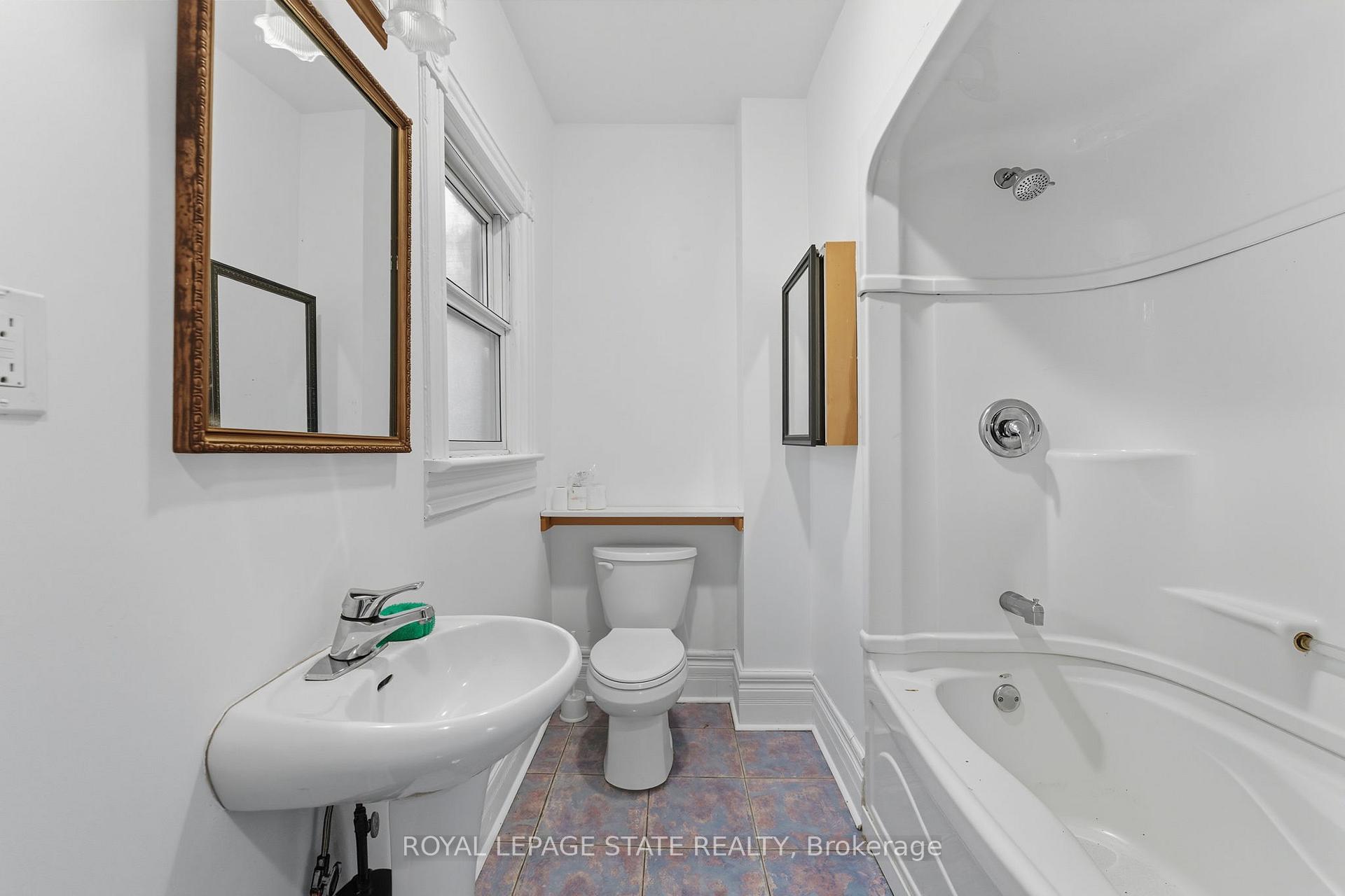 Photo 31 of 8 Tasker Street, St. Catharines, E. Chester — HOMEH
