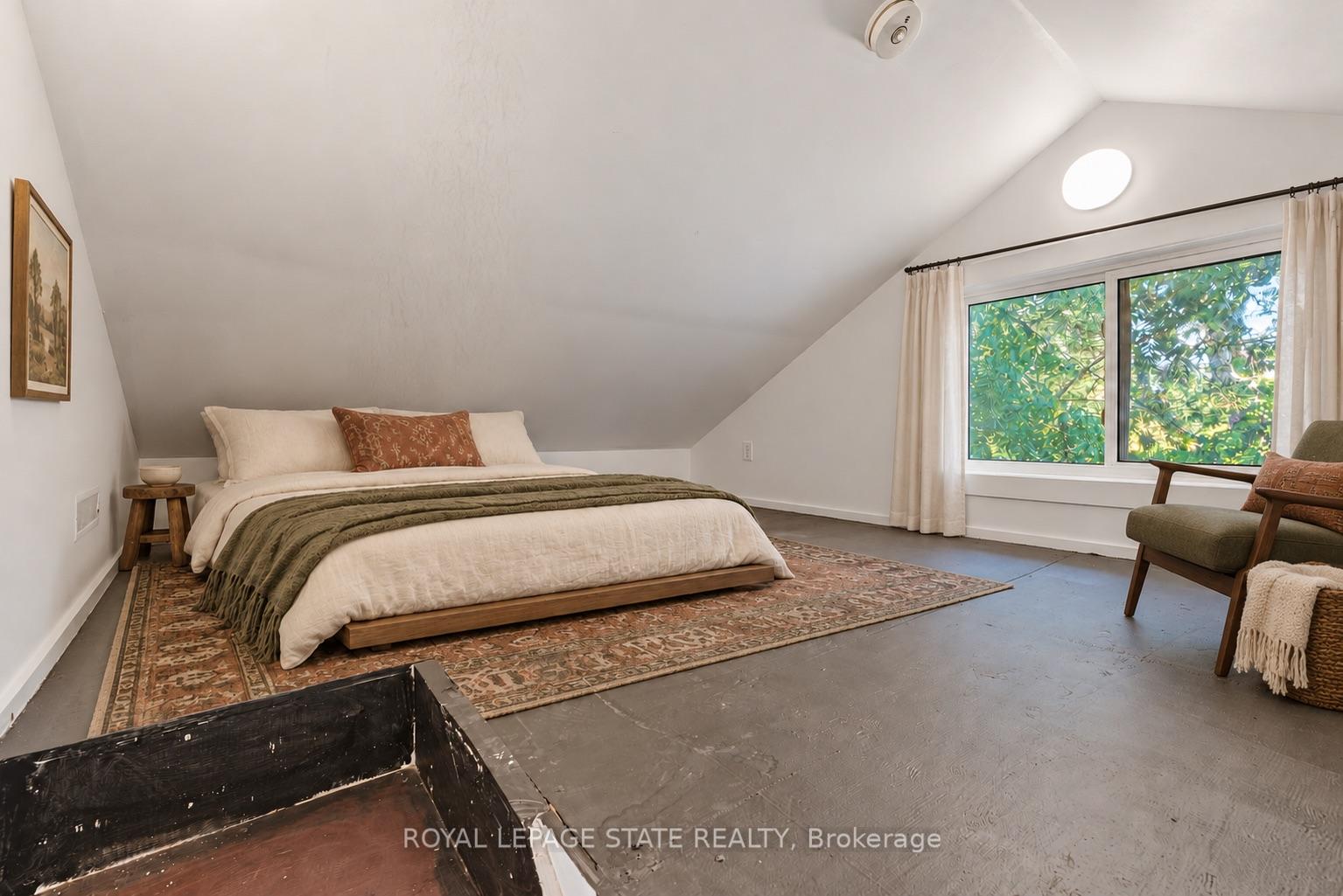 Photo 32 of 8 Tasker Street, St. Catharines, E. Chester — HOMEH