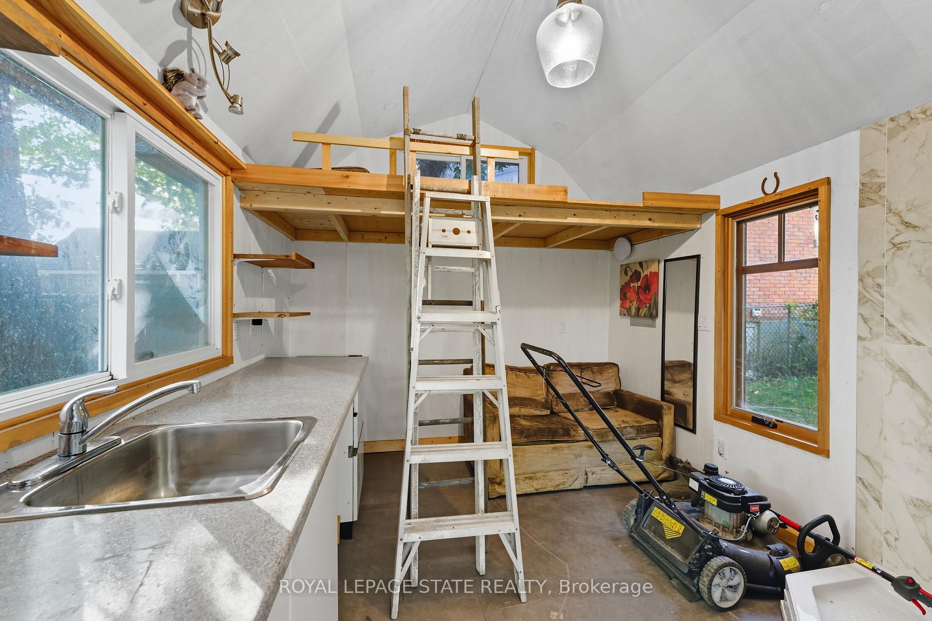 Photo 37 of 8 Tasker Street, St. Catharines, E. Chester — HOMEH