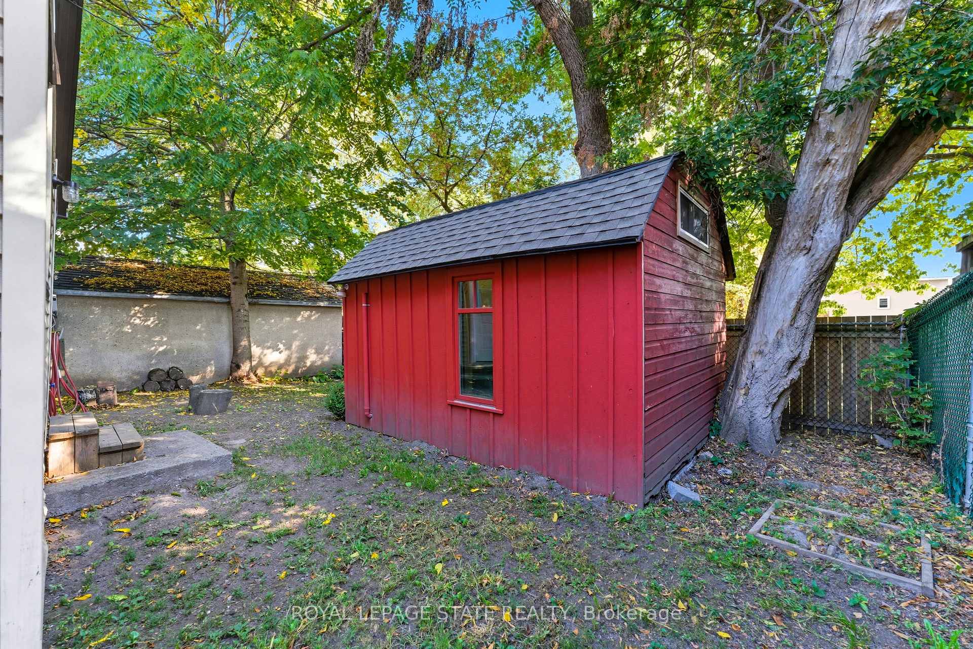Photo 38 of 8 Tasker Street, St. Catharines, E. Chester — HOMEH
