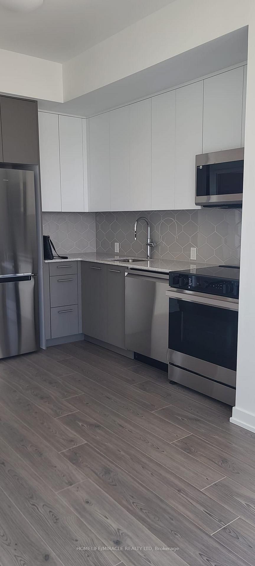 Photo 14 of 30 Francis Street S, Kitchener, City Commercial Core — HOMEH