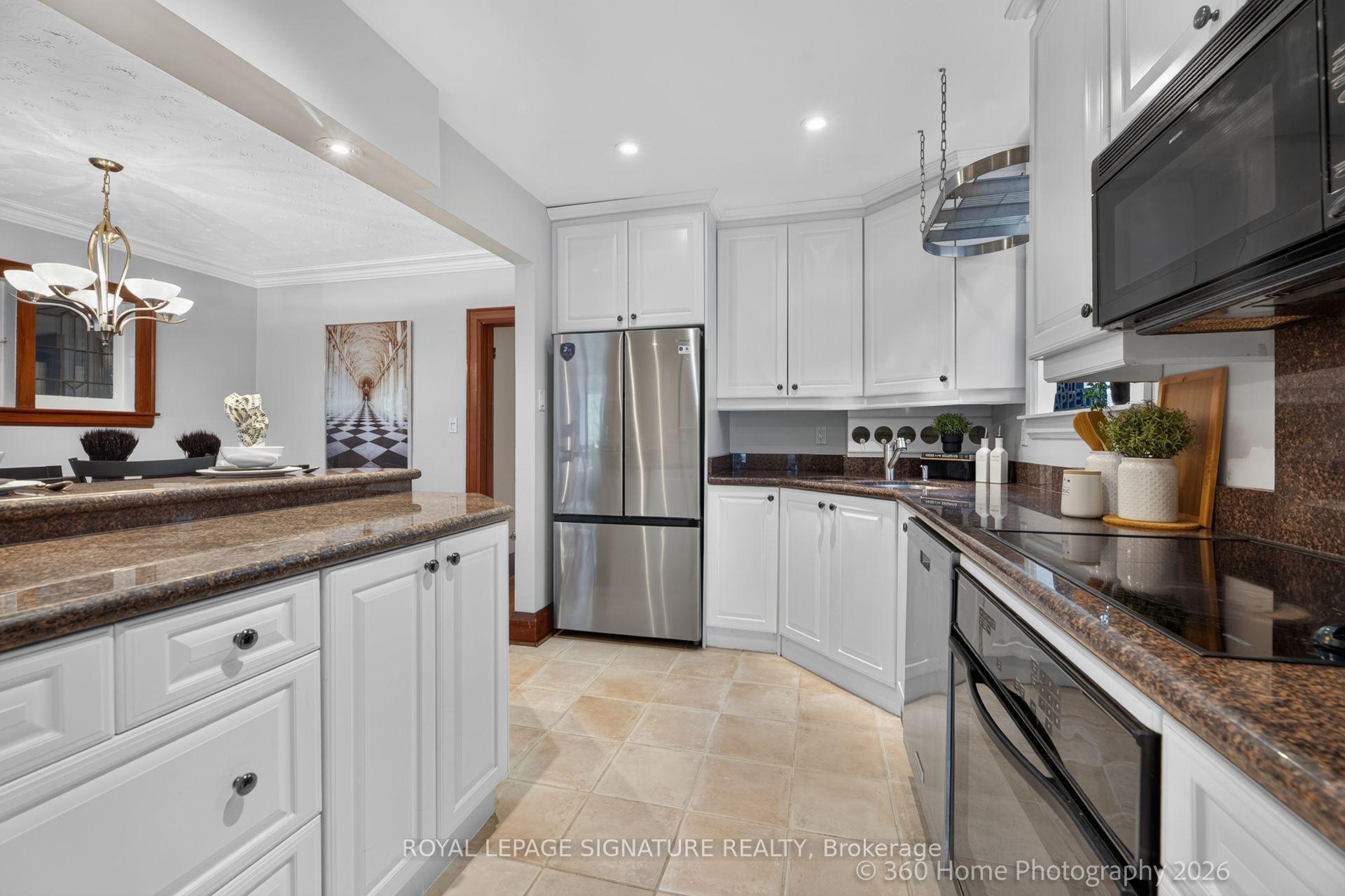 Photo 3 of 344 Cranbrooke Avenue, Toronto, Lawrence Park North — HOMEH