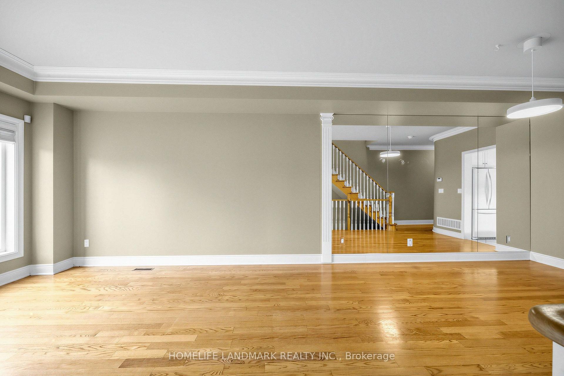 Photo 10 of Unit B, 2283 Lake Shore Boulevard, Etobicoke, Mimico — HOMEH