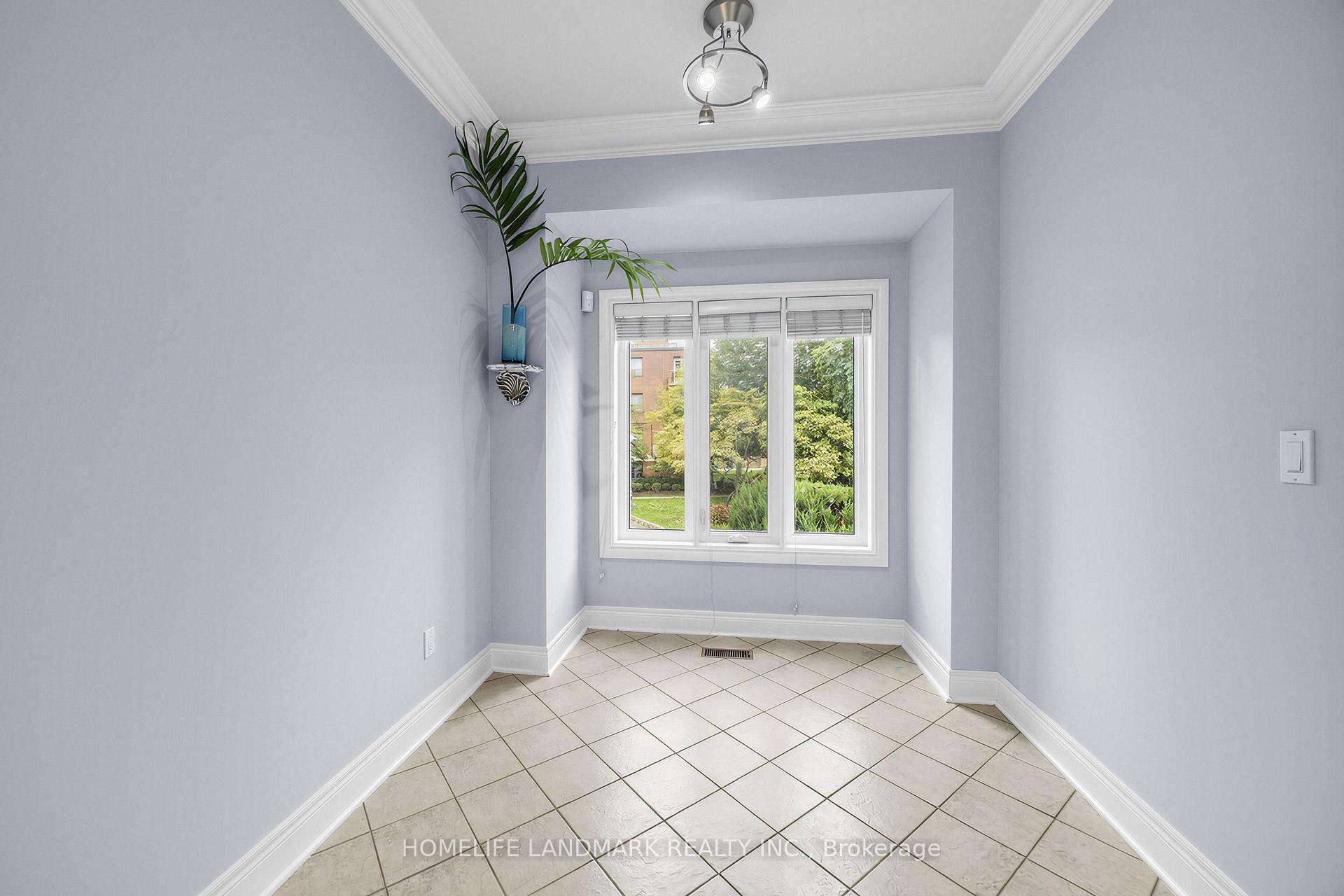 Photo 11 of Unit B, 2283 Lake Shore Boulevard, Etobicoke, Mimico — HOMEH