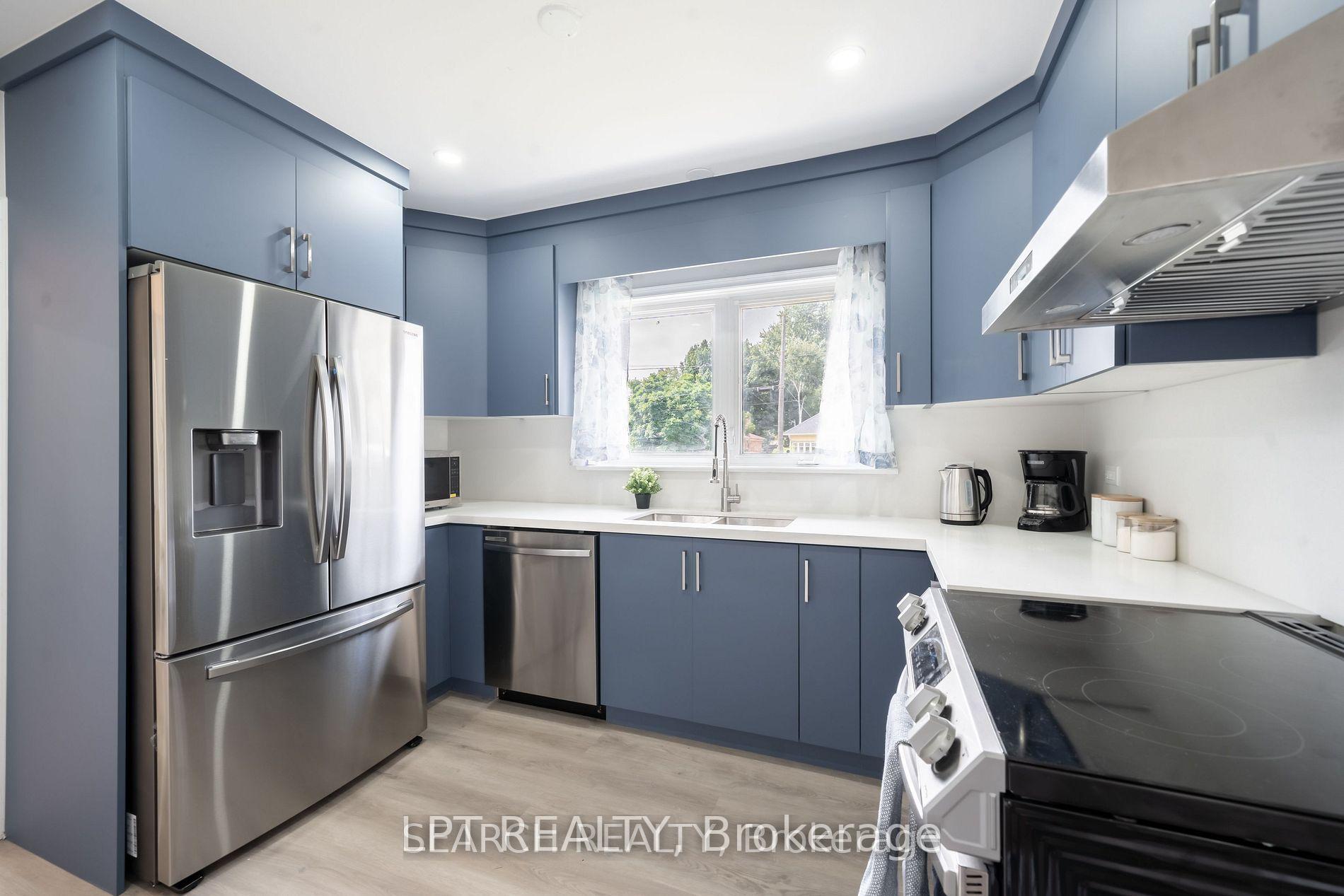 Photo 9 of 1079 Deta Road, Mississauga, Lakeview — HOMEH