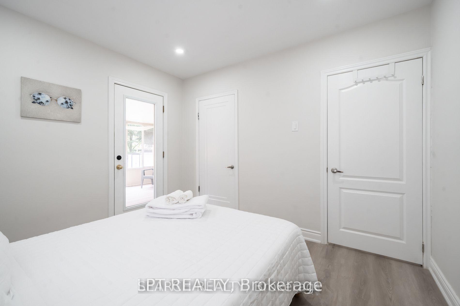 Photo 24 of 1079 Deta Road, Mississauga, Lakeview — HOMEH
