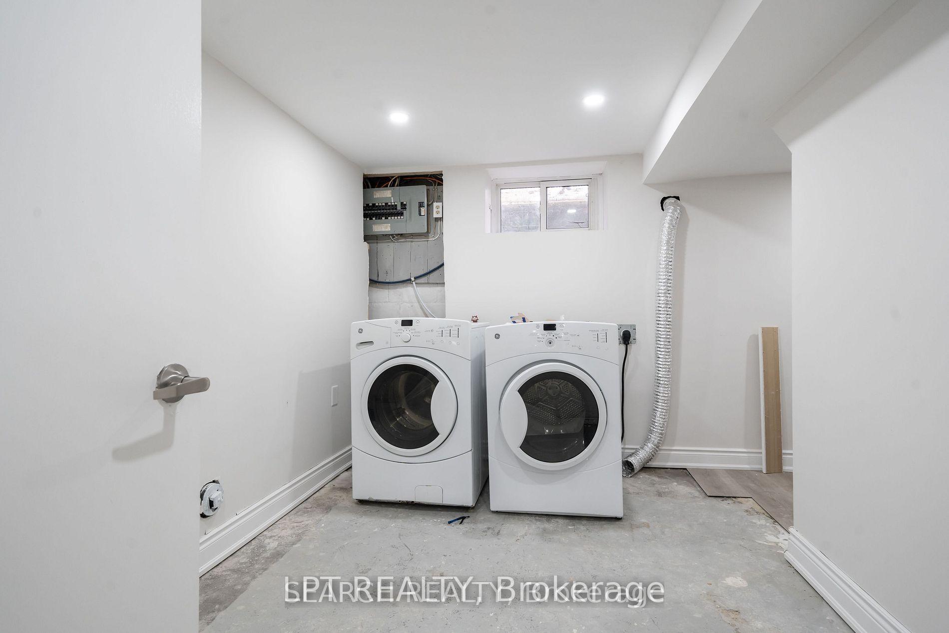 Photo 29 of 1079 Deta Road, Mississauga, Lakeview — HOMEH