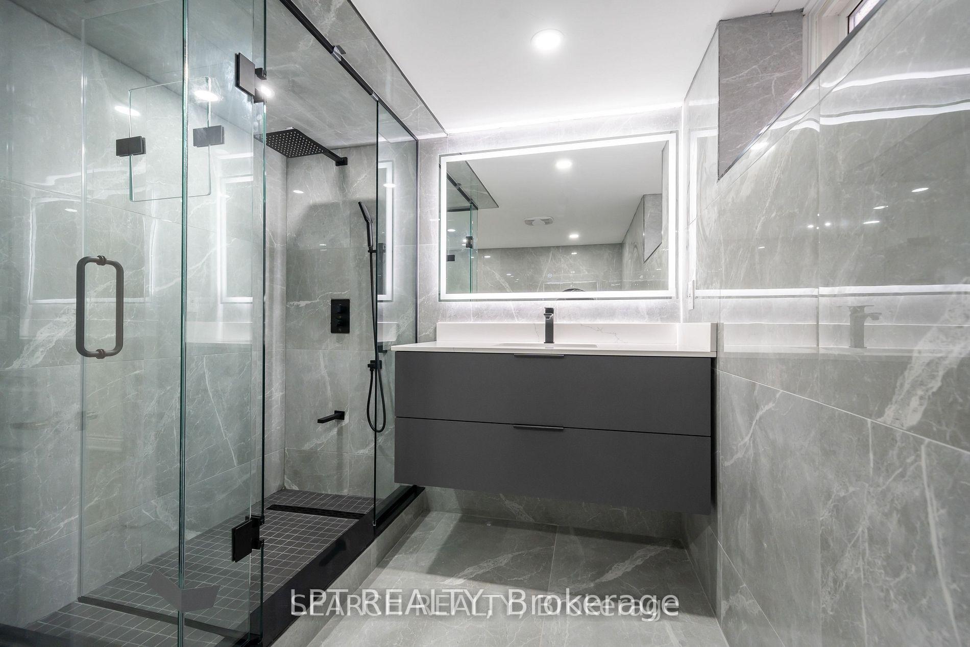 Photo 39 of 1079 Deta Road, Mississauga, Lakeview — HOMEH