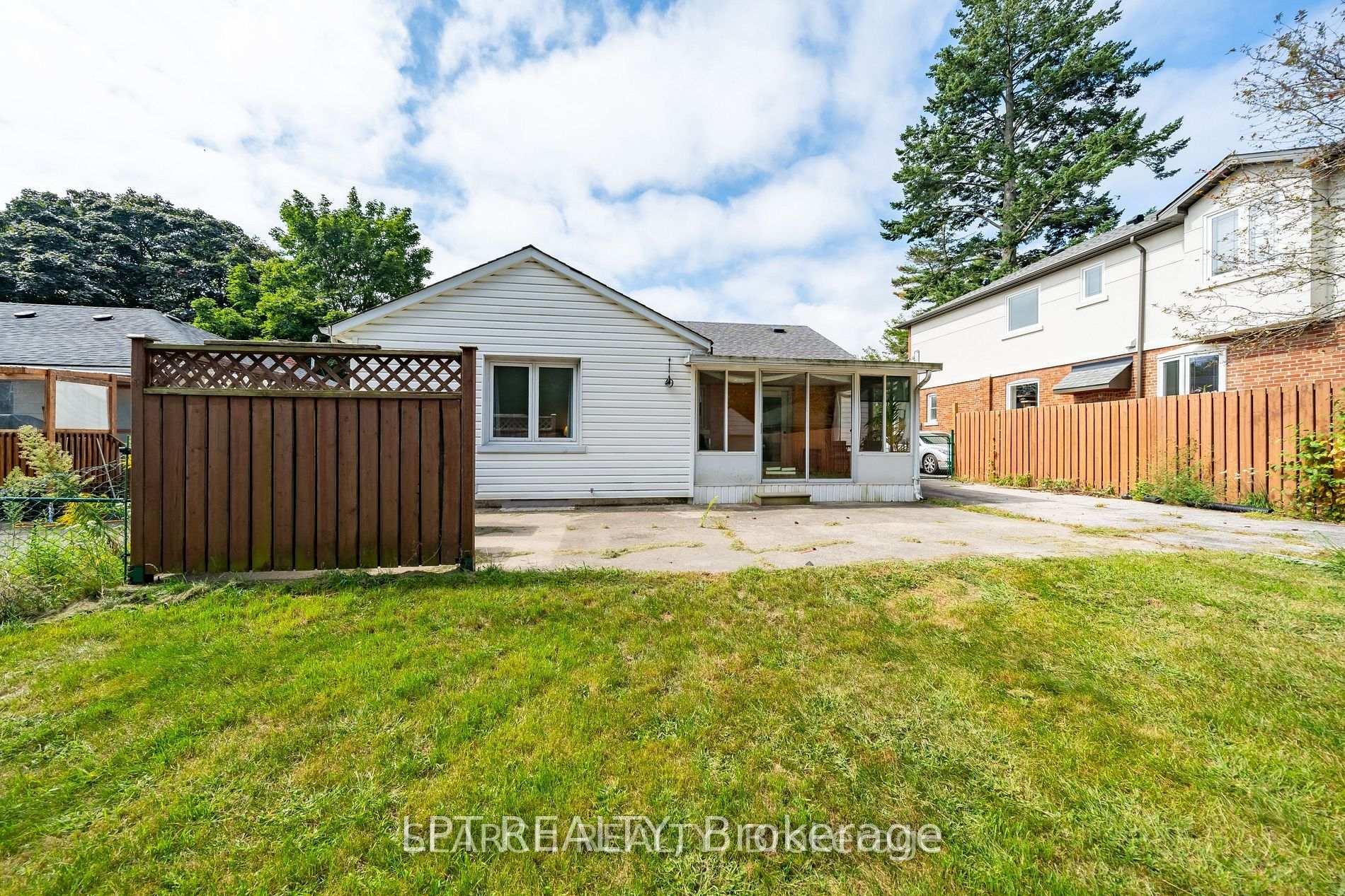 Photo 44 of 1079 Deta Road, Mississauga, Lakeview — HOMEH