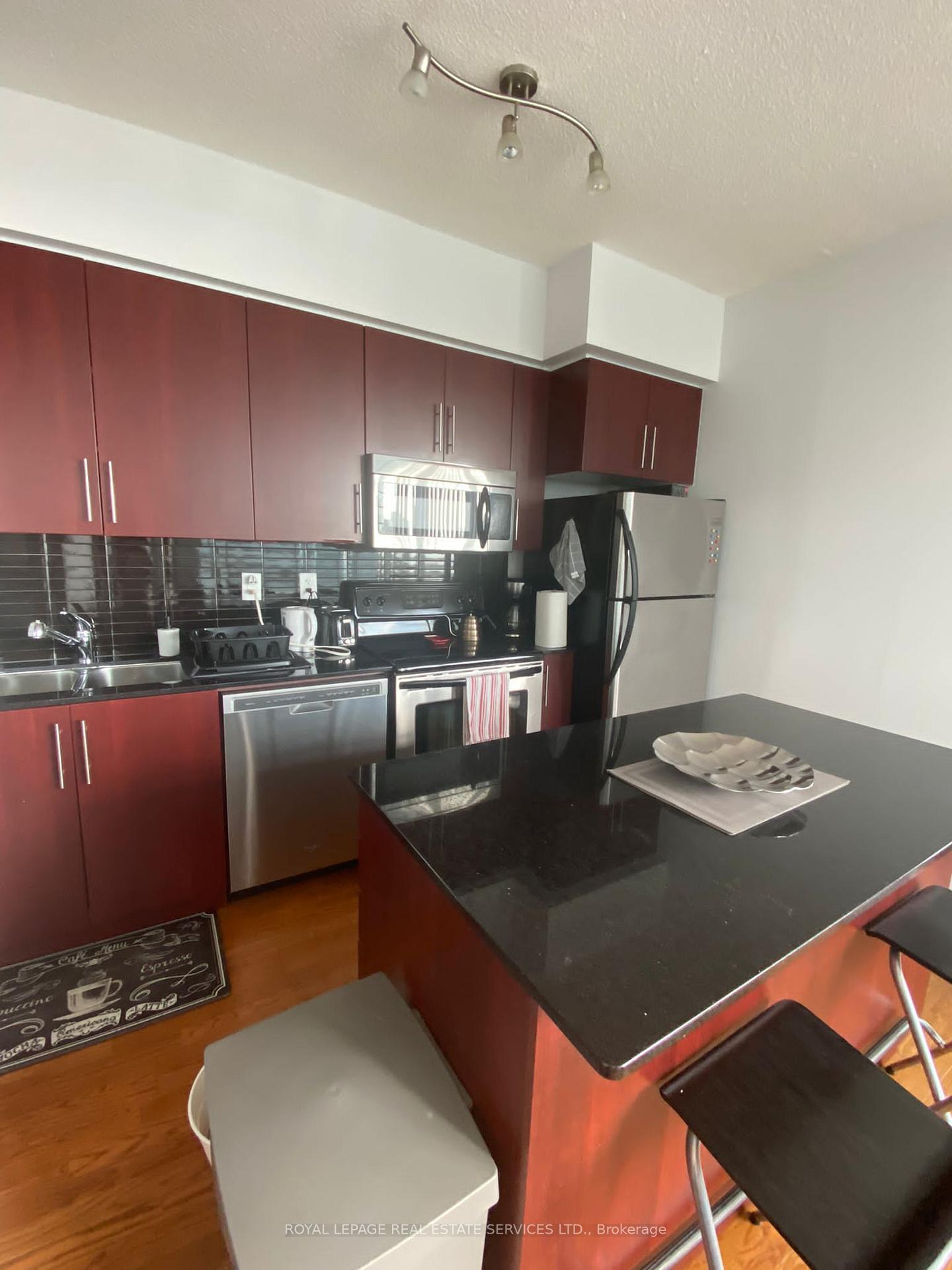 Photo 4 of Unit 2310, 55 Bremner Boulevard, Toronto, Waterfront Communities — HOMEH