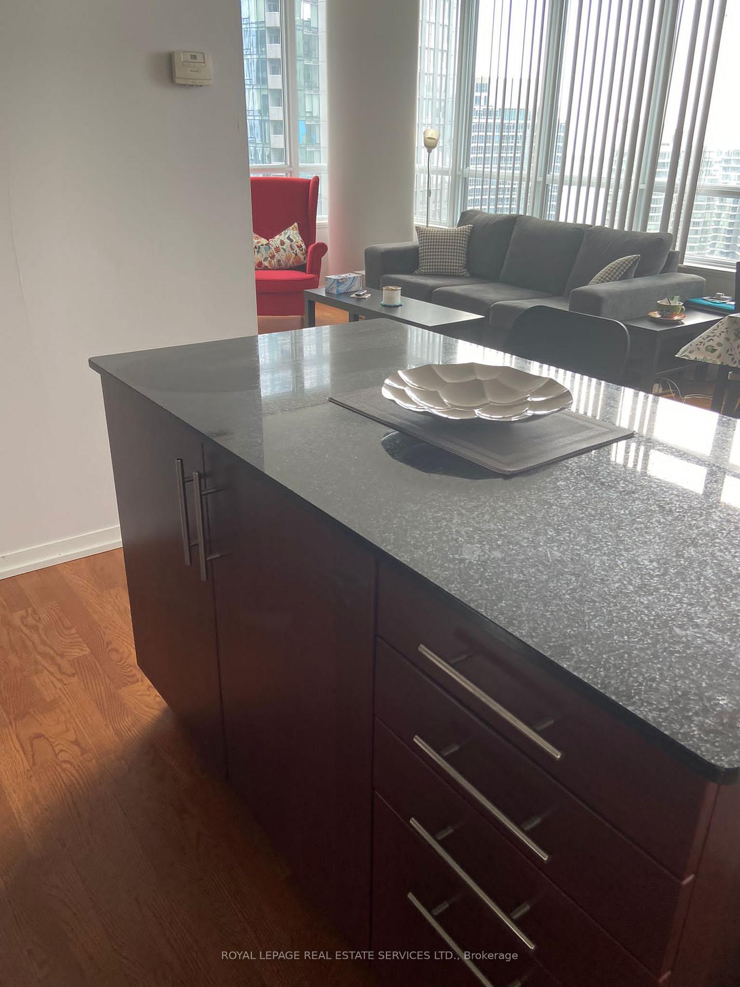 Photo 7 of Unit 2310, 55 Bremner Boulevard, Toronto, Waterfront Communities — HOMEH