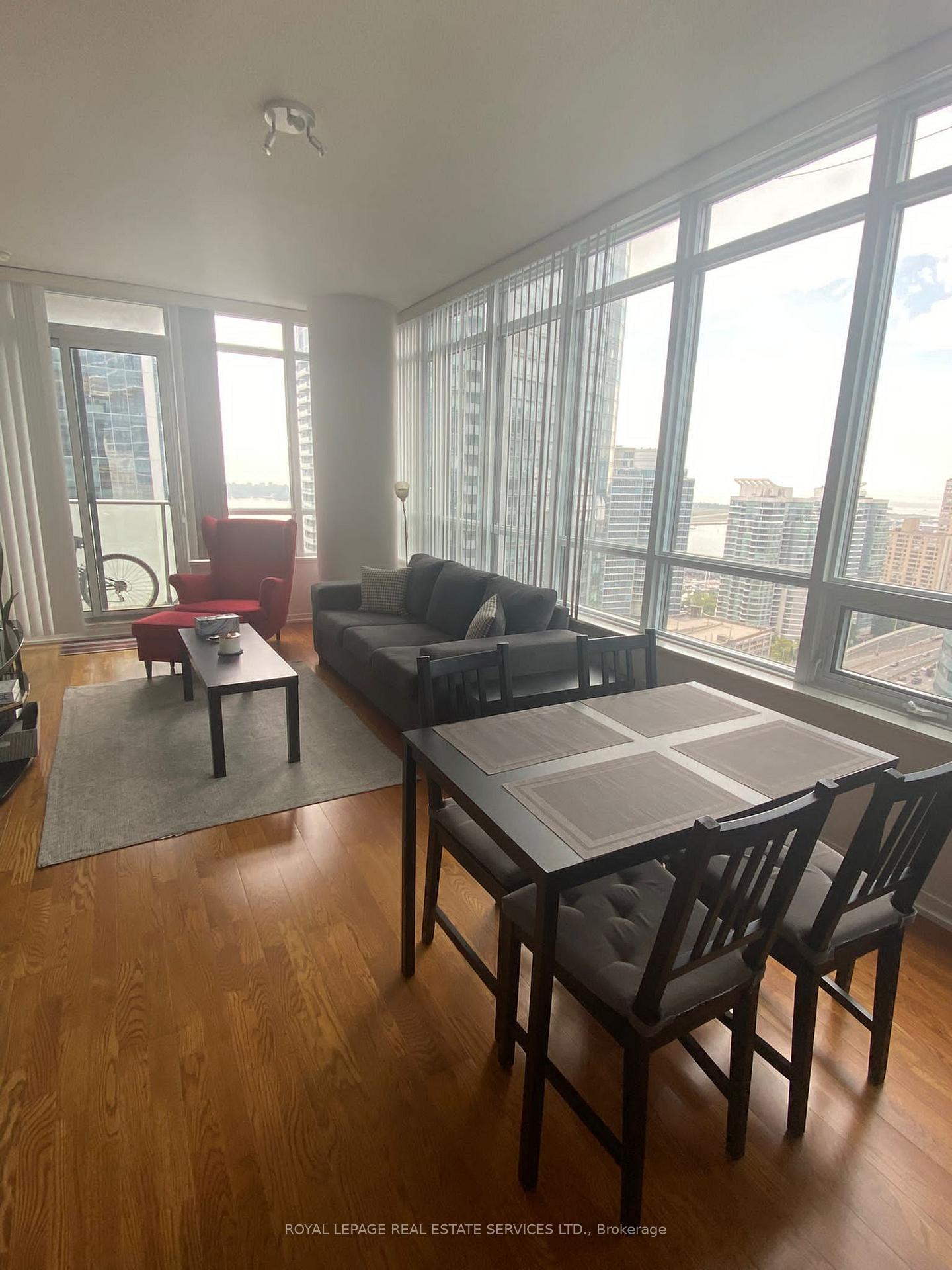 Photo 8 of Unit 2310, 55 Bremner Boulevard, Toronto, Waterfront Communities — HOMEH