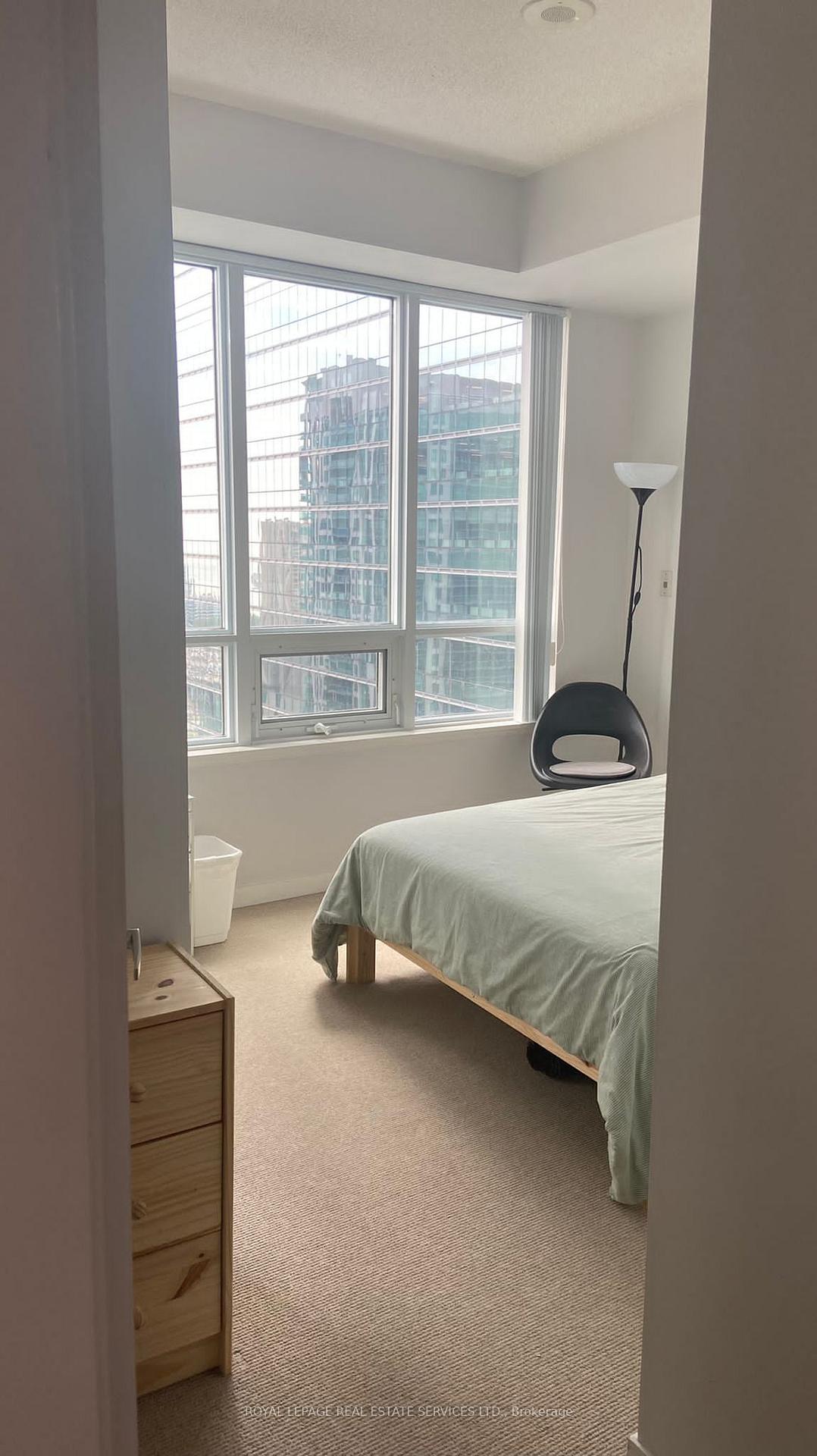 Photo 11 of Unit 2310, 55 Bremner Boulevard, Toronto, Waterfront Communities — HOMEH