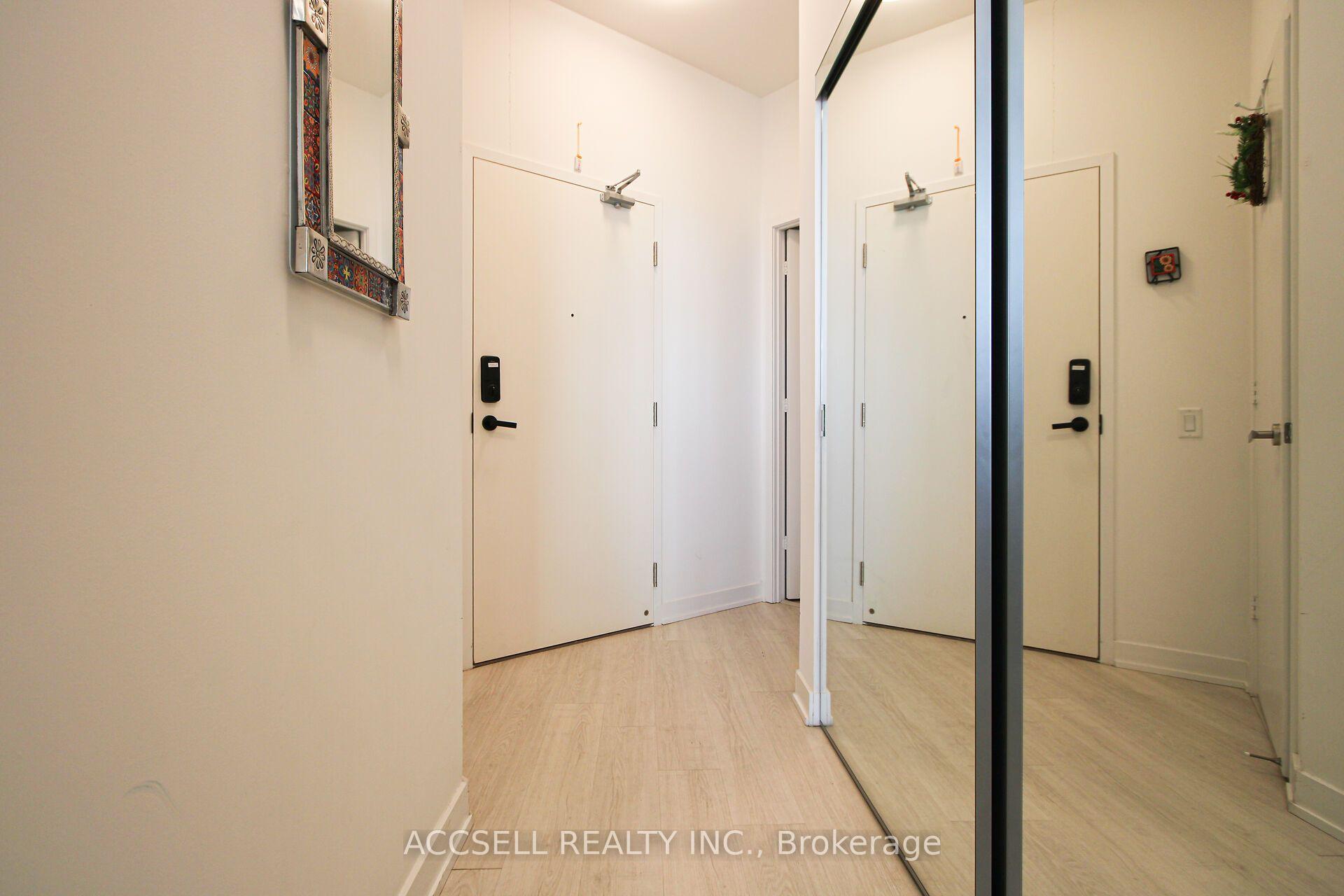Photo 6 of 3883 quartz Road, Mississauga, City Centre — HOMEH