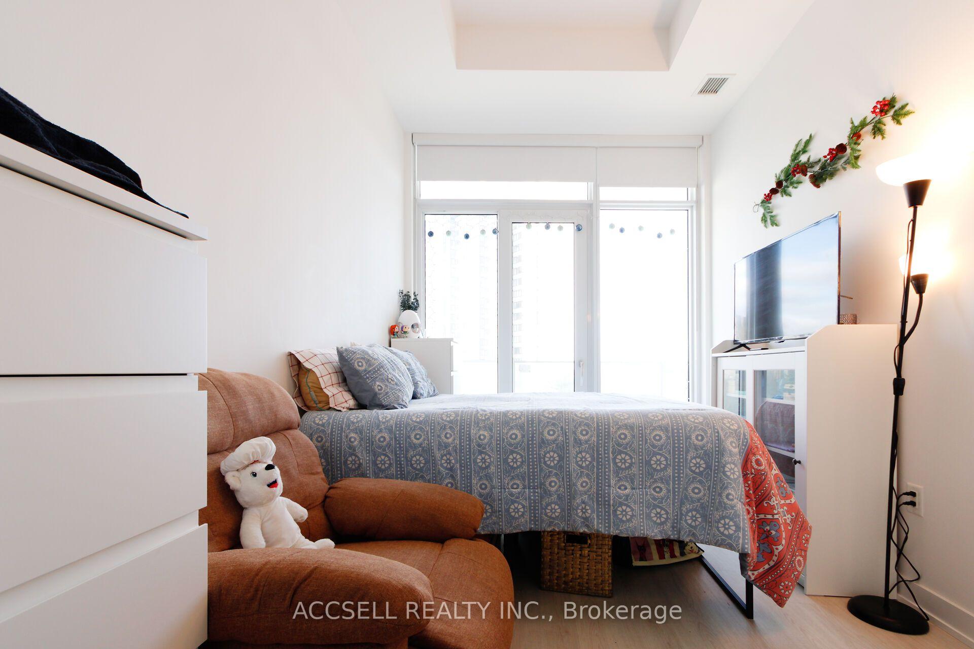Photo 14 of 3883 quartz Road, Mississauga, City Centre — HOMEH