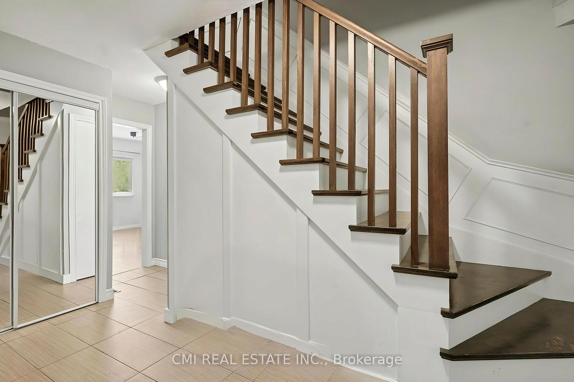 Photo 5 of 360 Culpepper Place, Waterloo, Maple Hills — HOMEH