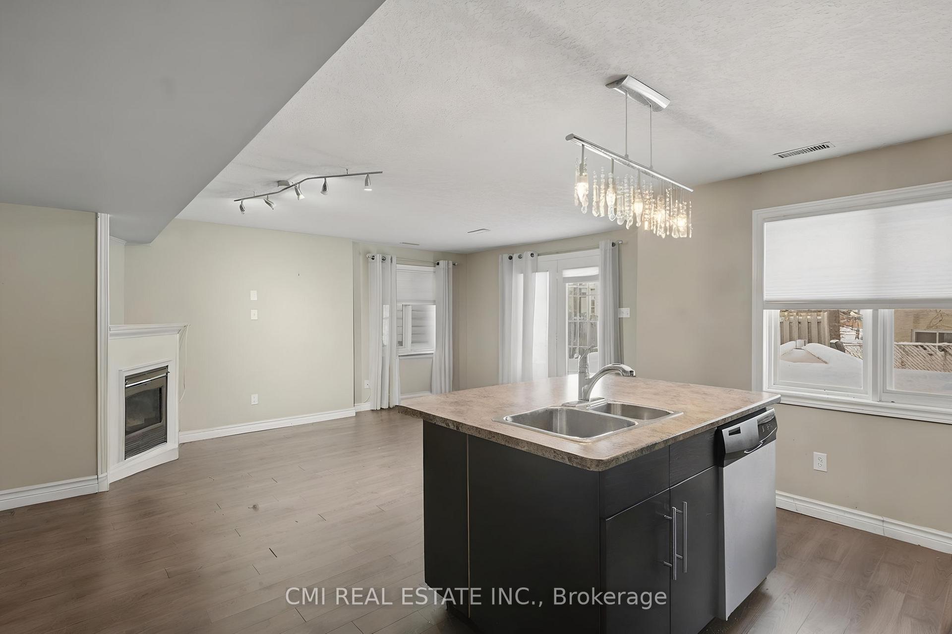 Photo 9 of 360 Culpepper Place, Waterloo, Maple Hills — HOMEH