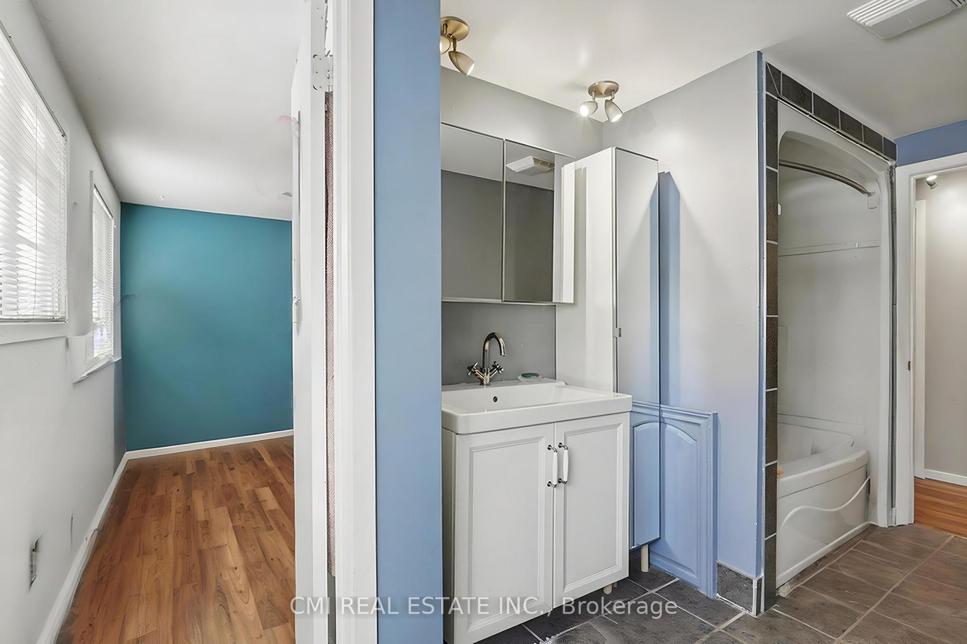 Photo 13 of 360 Culpepper Place, Waterloo, Maple Hills — HOMEH