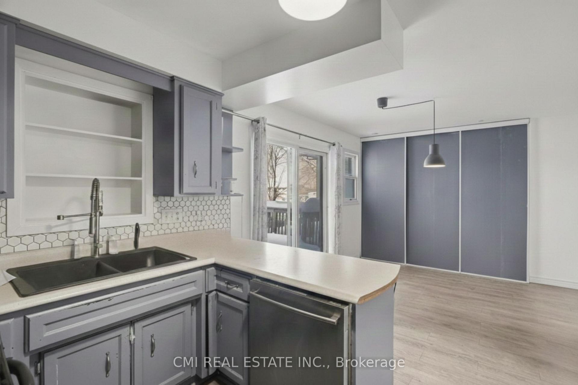 Photo 20 of 360 Culpepper Place, Waterloo, Maple Hills — HOMEH