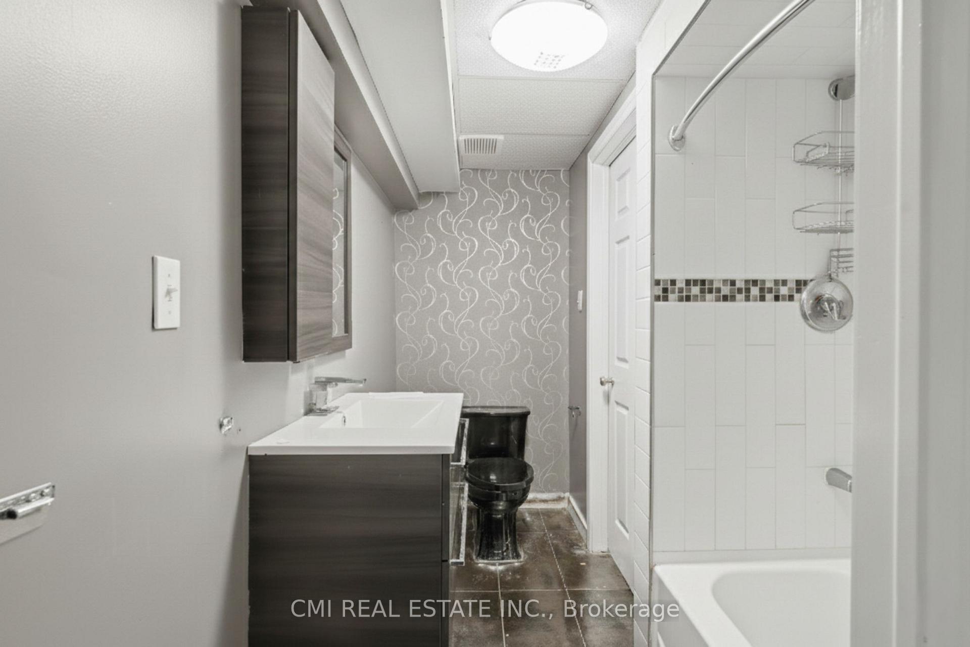 Photo 37 of 360 Culpepper Place, Waterloo, Maple Hills — HOMEH
