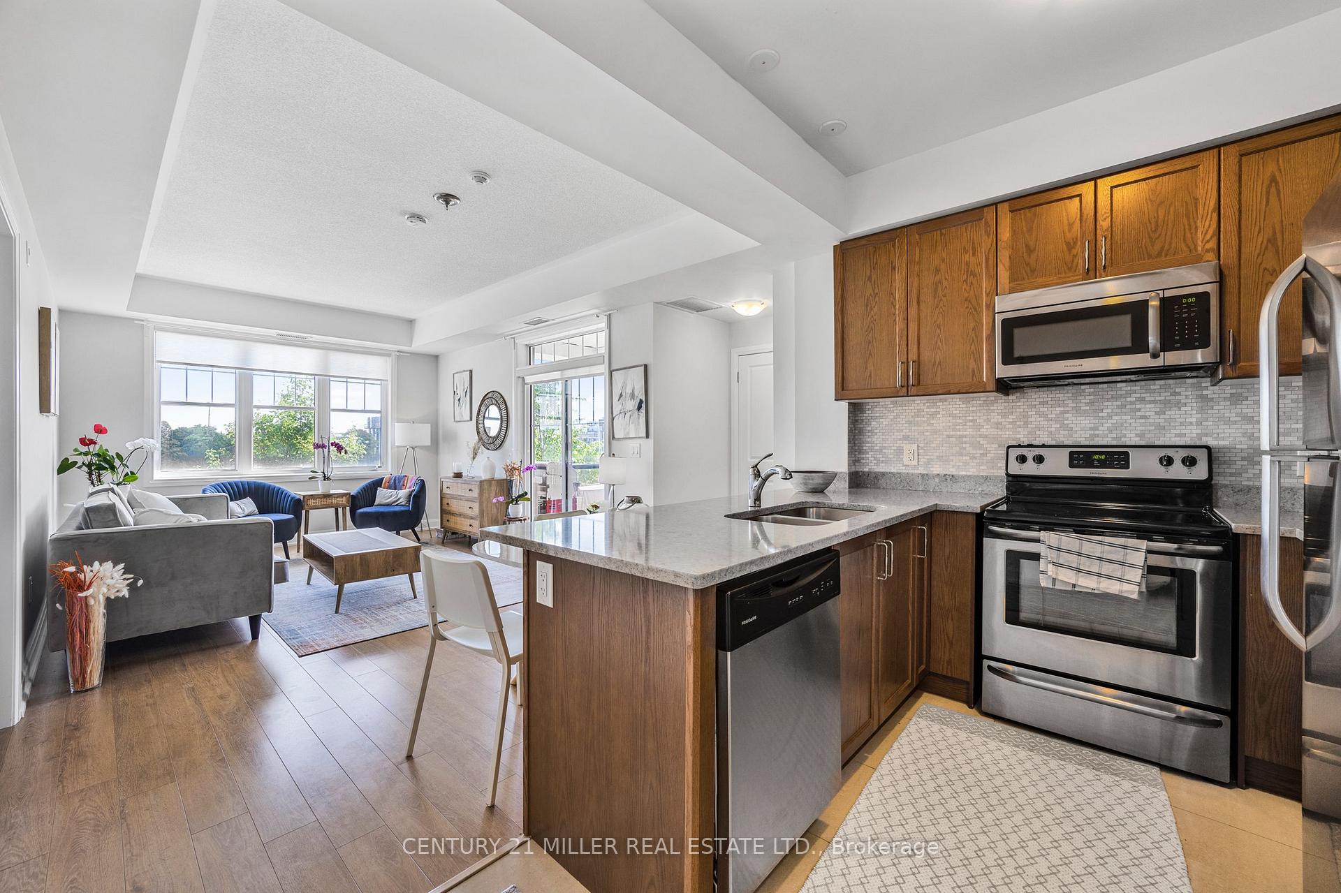 Photo 14 of Unit 201, 275 Roxton Road, Oakville, River Oaks — HOMEH