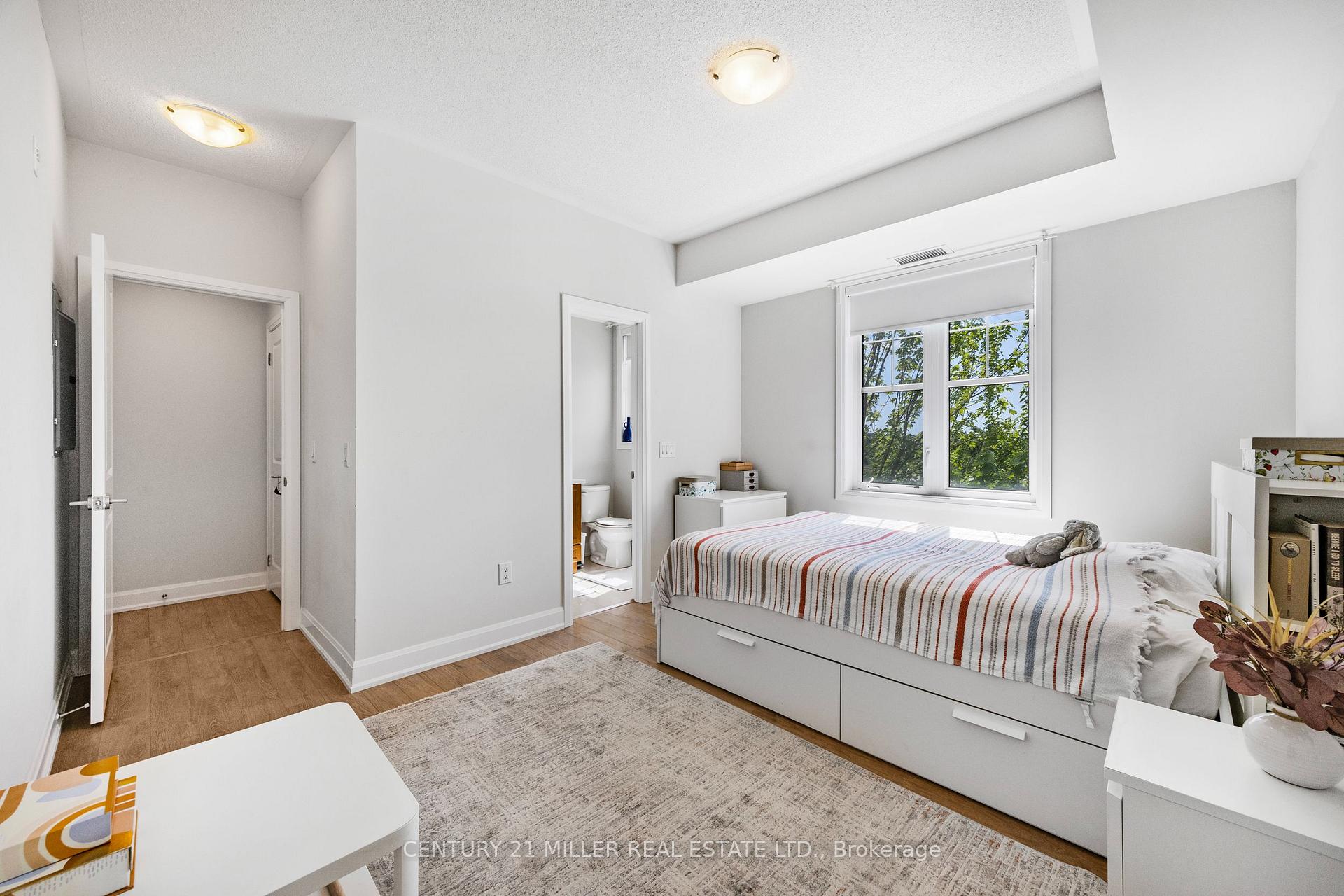 Photo 22 of Unit 201, 275 Roxton Road, Oakville, River Oaks — HOMEH
