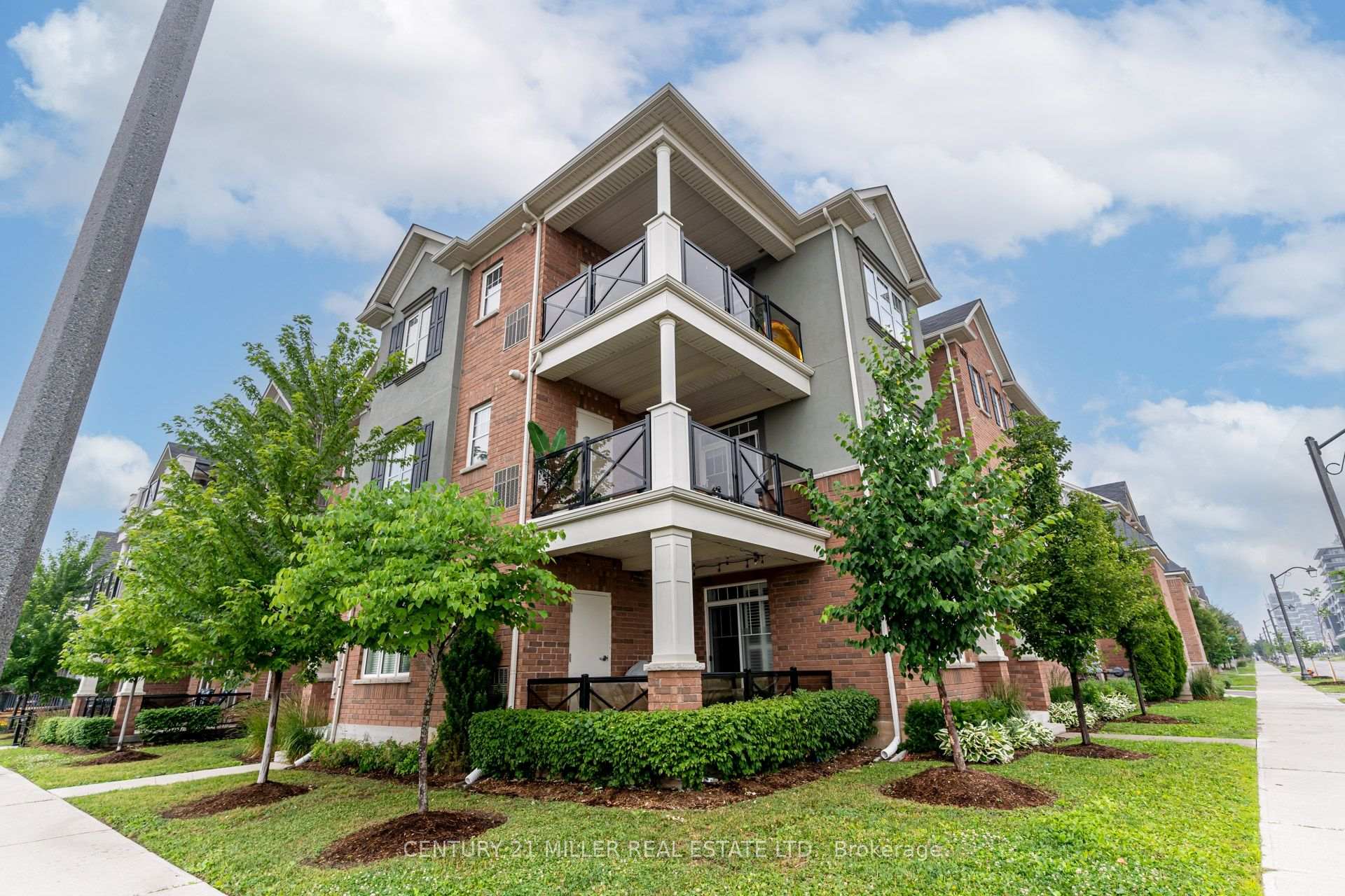 Photo 28 of Unit 201, 275 Roxton Road, Oakville, River Oaks — HOMEH