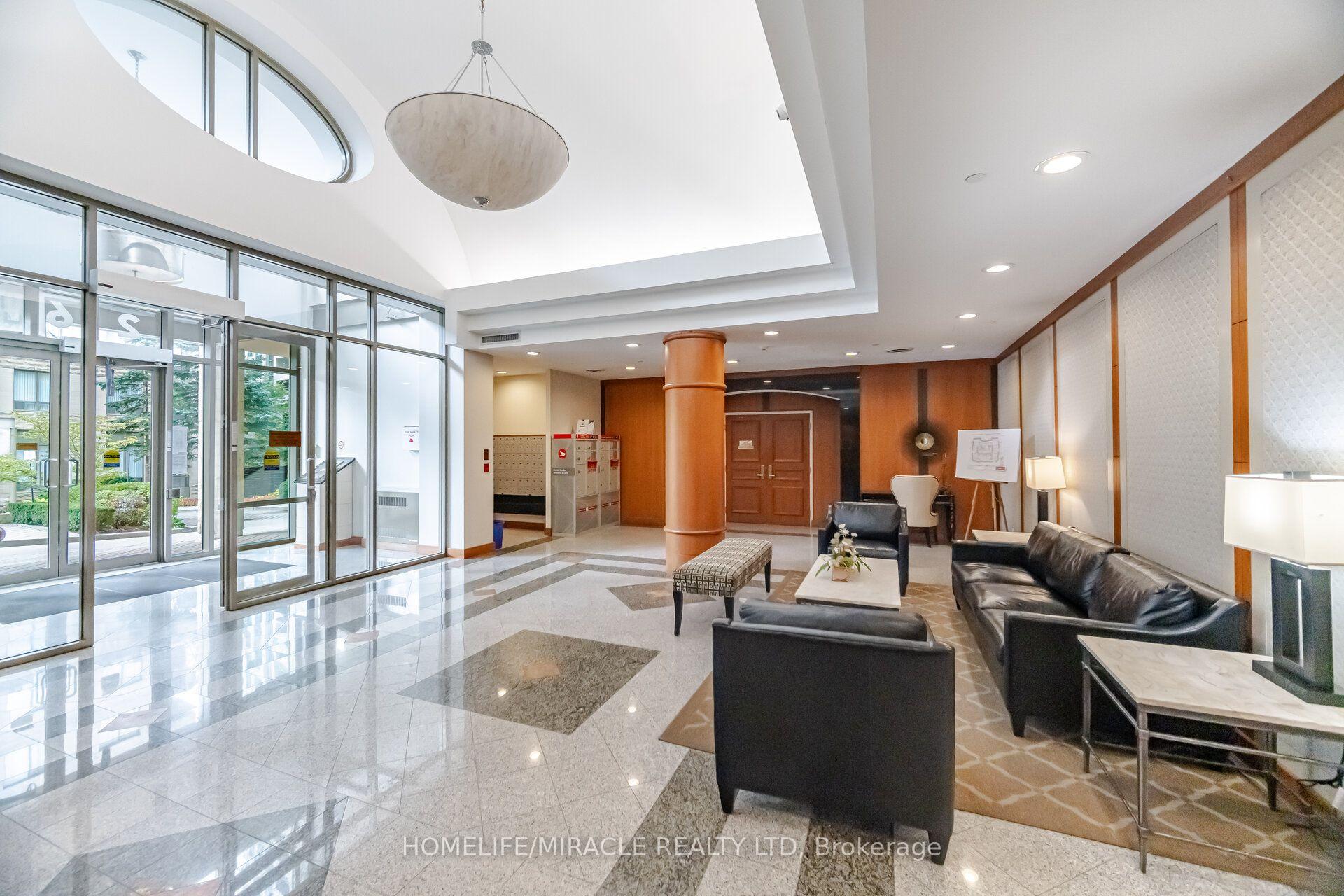 Photo 4 of Unit 301, 260 Doris Avenue, North York, Willowdale East — HOMEH
