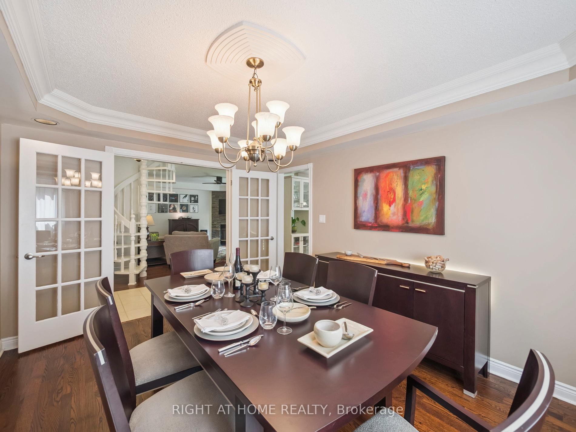 Photo 11 of 100 Carlyle Crescent, Aurora, Aurora Highlands — HOMEH