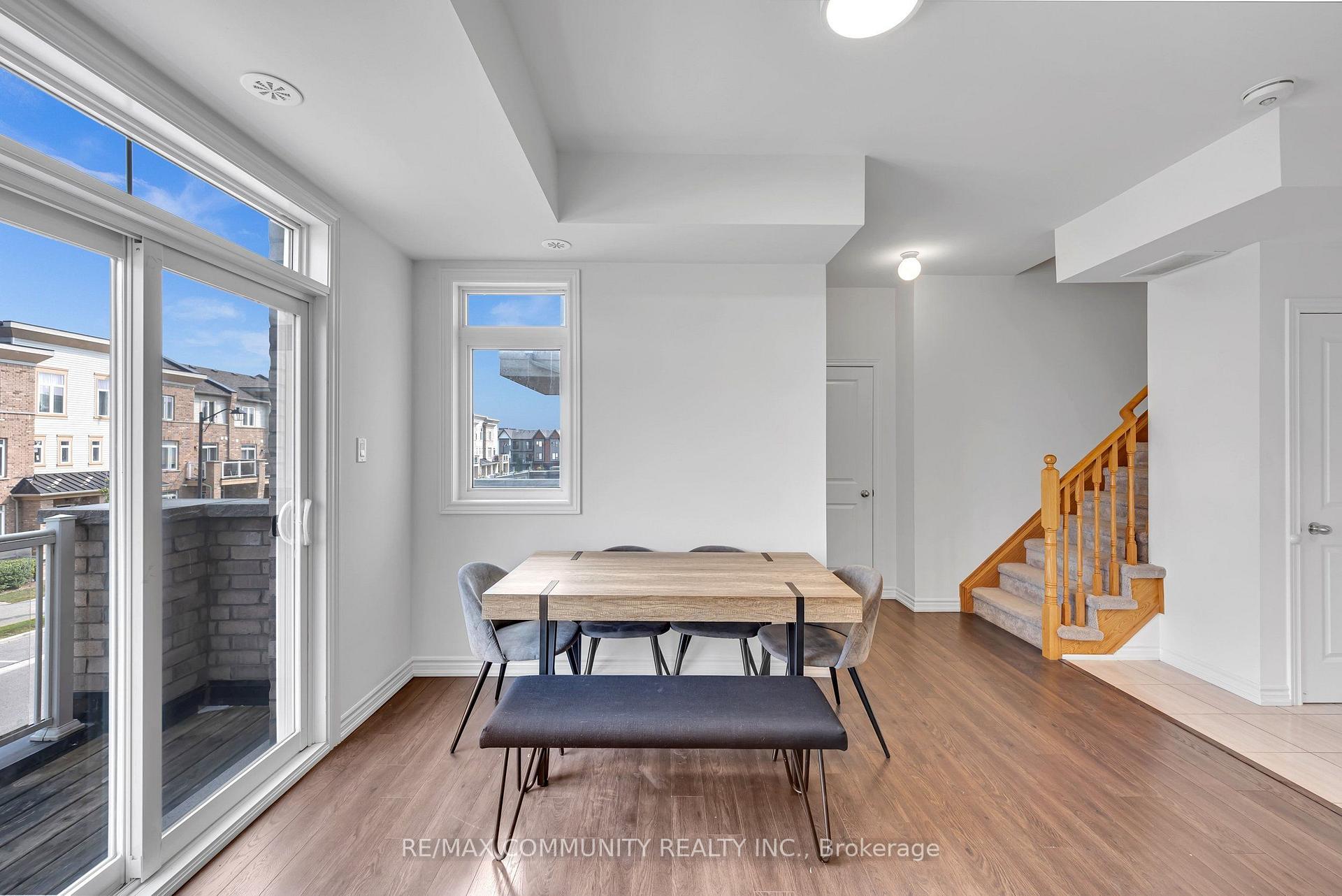 Photo 7 of 1761 Rex Heath Drive, Pickering, Duffin Heights — HOMEH