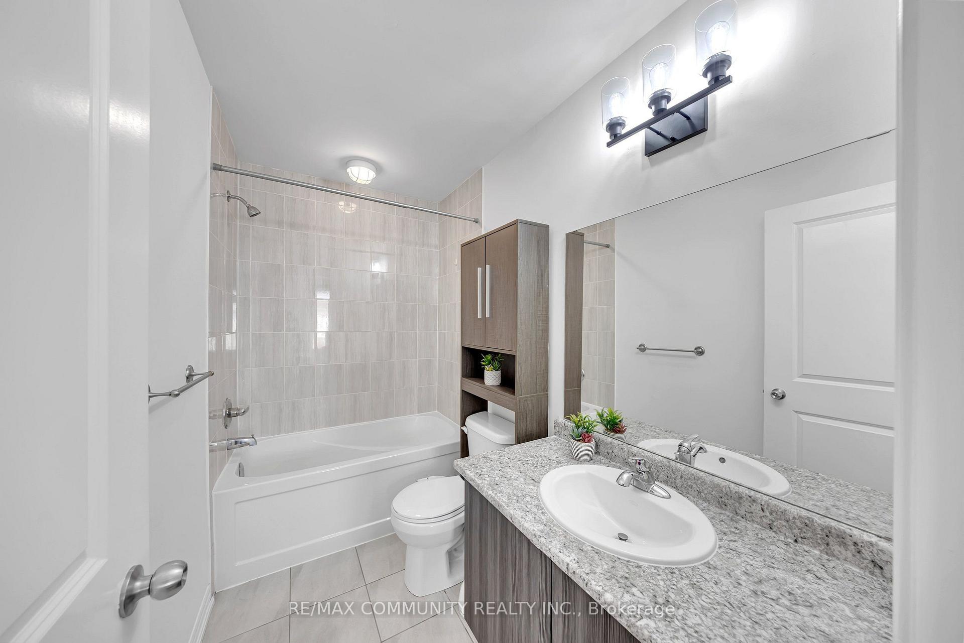 Photo 18 of 1761 Rex Heath Drive, Pickering, Duffin Heights — HOMEH