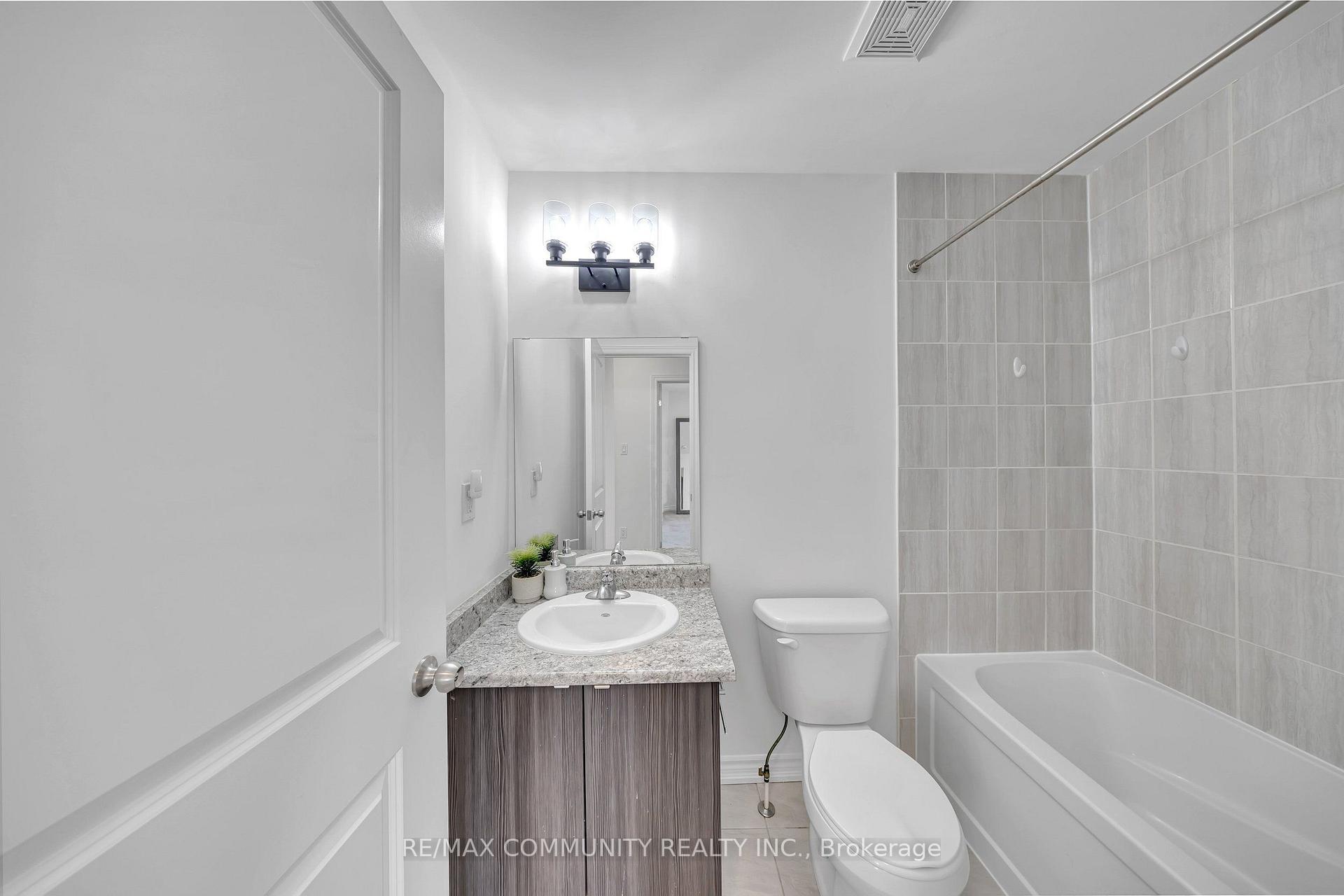 Photo 20 of 1761 Rex Heath Drive, Pickering, Duffin Heights — HOMEH