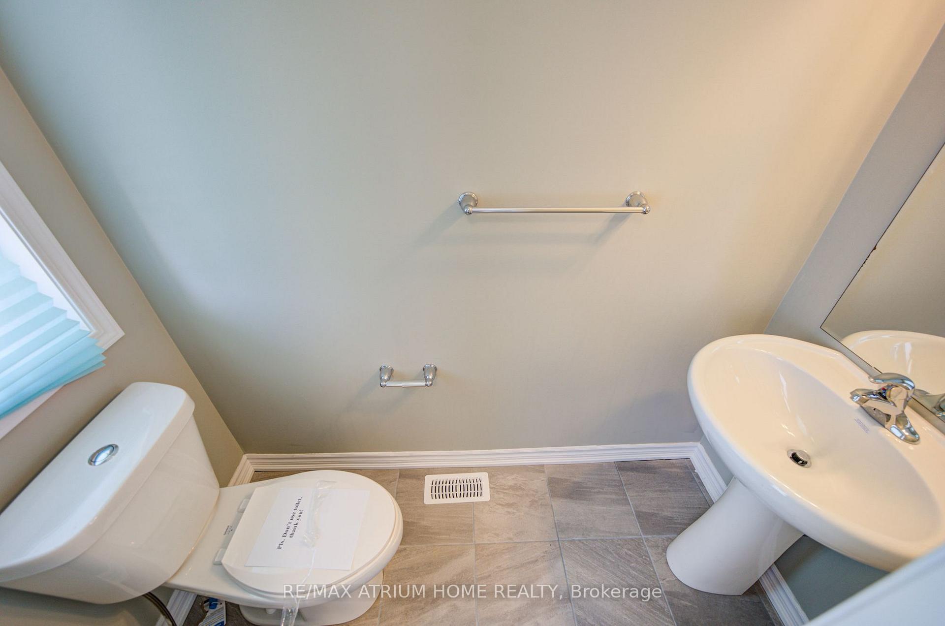 Photo 5 of 396 Thomas Phillips Drive, Aurora, Rural Aurora — HOMEH