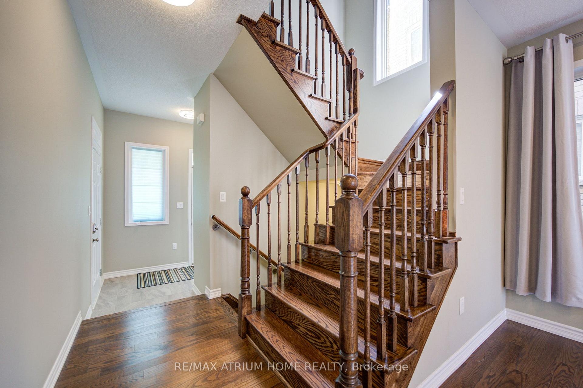 Photo 6 of 396 Thomas Phillips Drive, Aurora, Rural Aurora — HOMEH