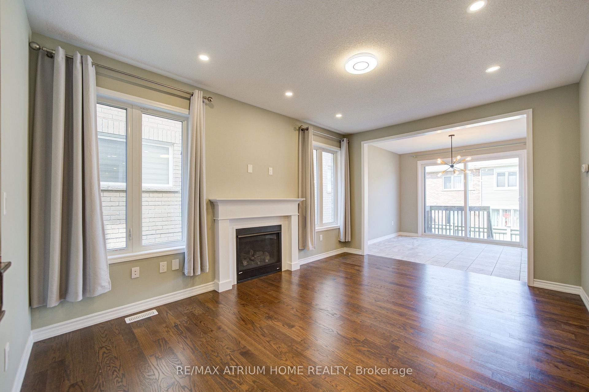 Photo 9 of 396 Thomas Phillips Drive, Aurora, Rural Aurora — HOMEH