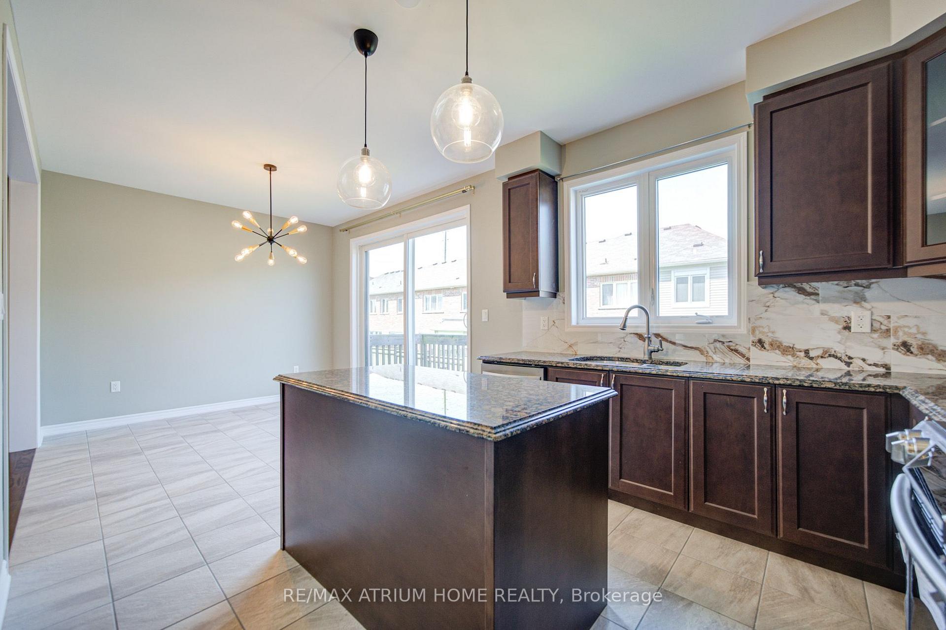 Photo 24 of 396 Thomas Phillips Drive, Aurora, Rural Aurora — HOMEH