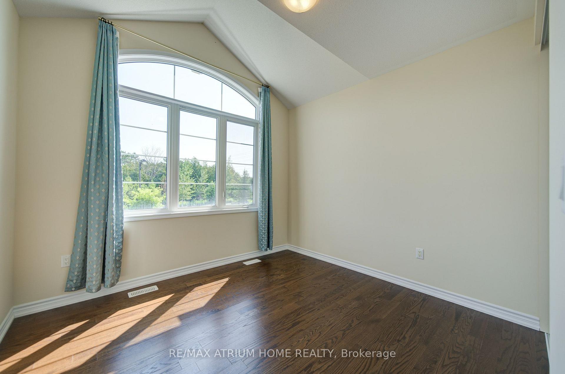 Photo 30 of 396 Thomas Phillips Drive, Aurora, Rural Aurora — HOMEH