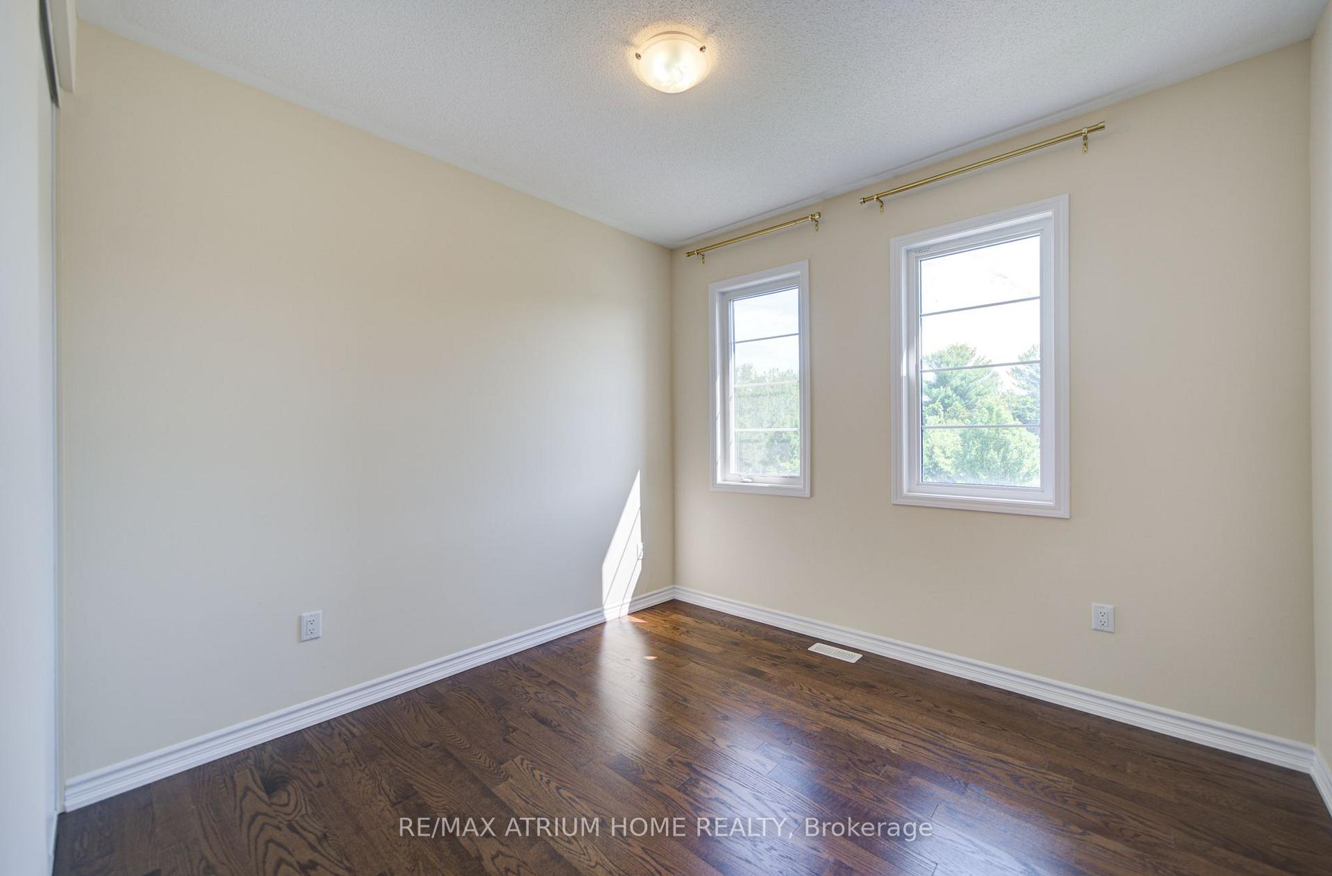 Photo 33 of 396 Thomas Phillips Drive, Aurora, Rural Aurora — HOMEH