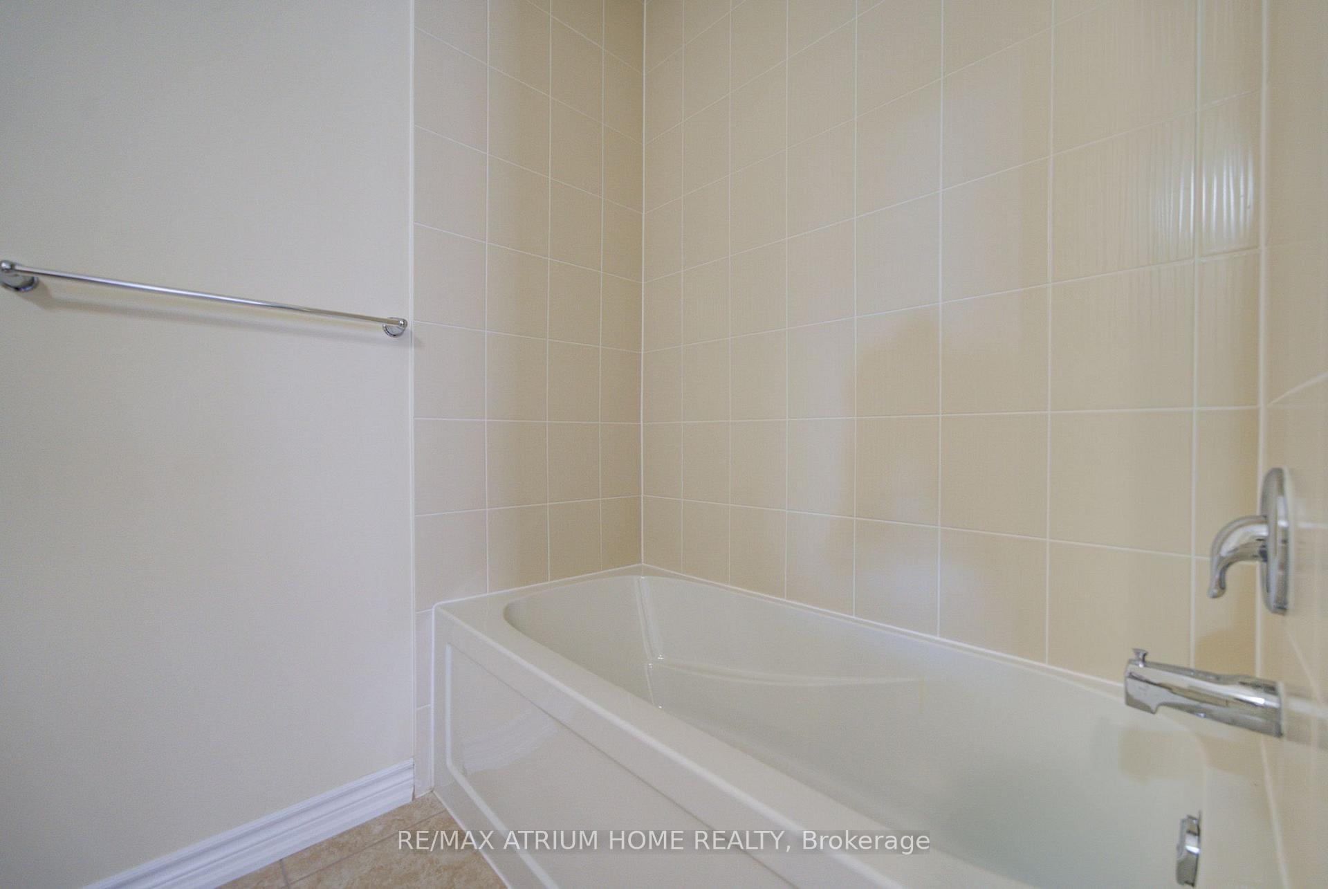 Photo 37 of 396 Thomas Phillips Drive, Aurora, Rural Aurora — HOMEH