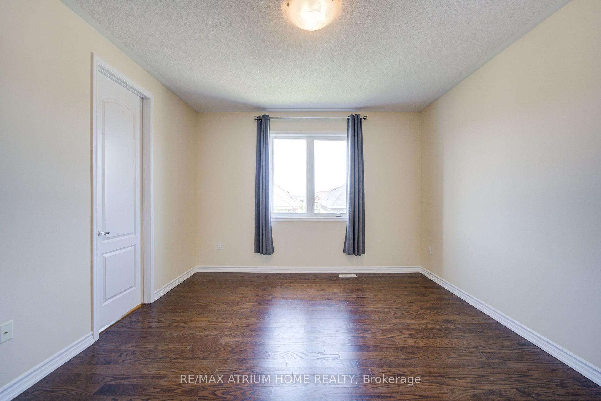 Photo 40 of 396 Thomas Phillips Drive, Aurora, Rural Aurora — HOMEH
