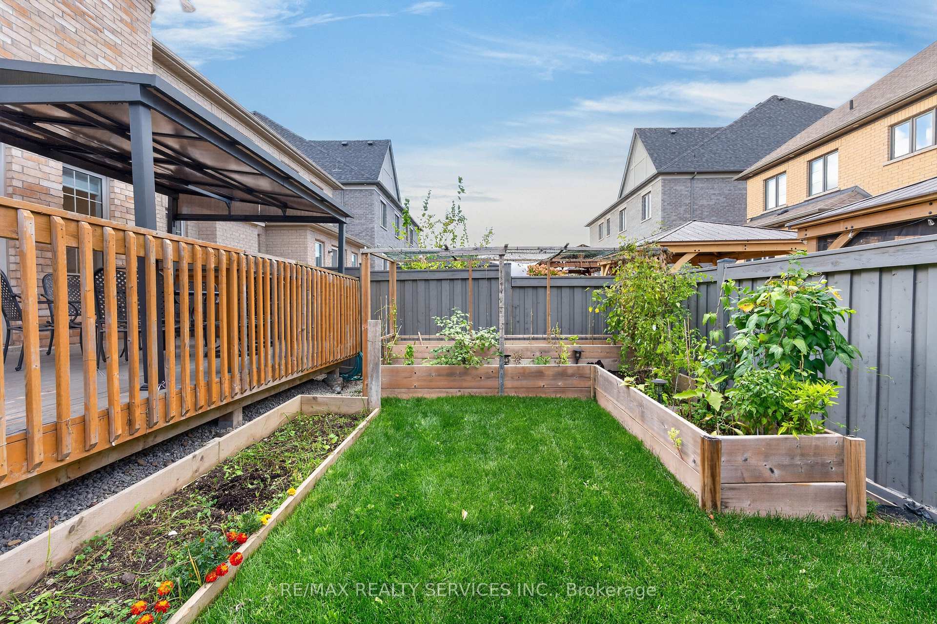 Photo 50 of 3 Blue Silo Way, Brampton, Northwest Brampton — HOMEH